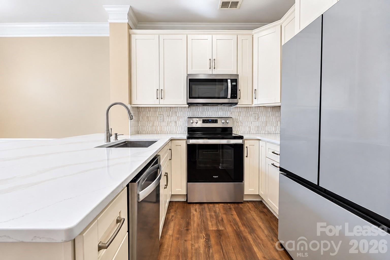 163 Singleton Road Property Photo 6