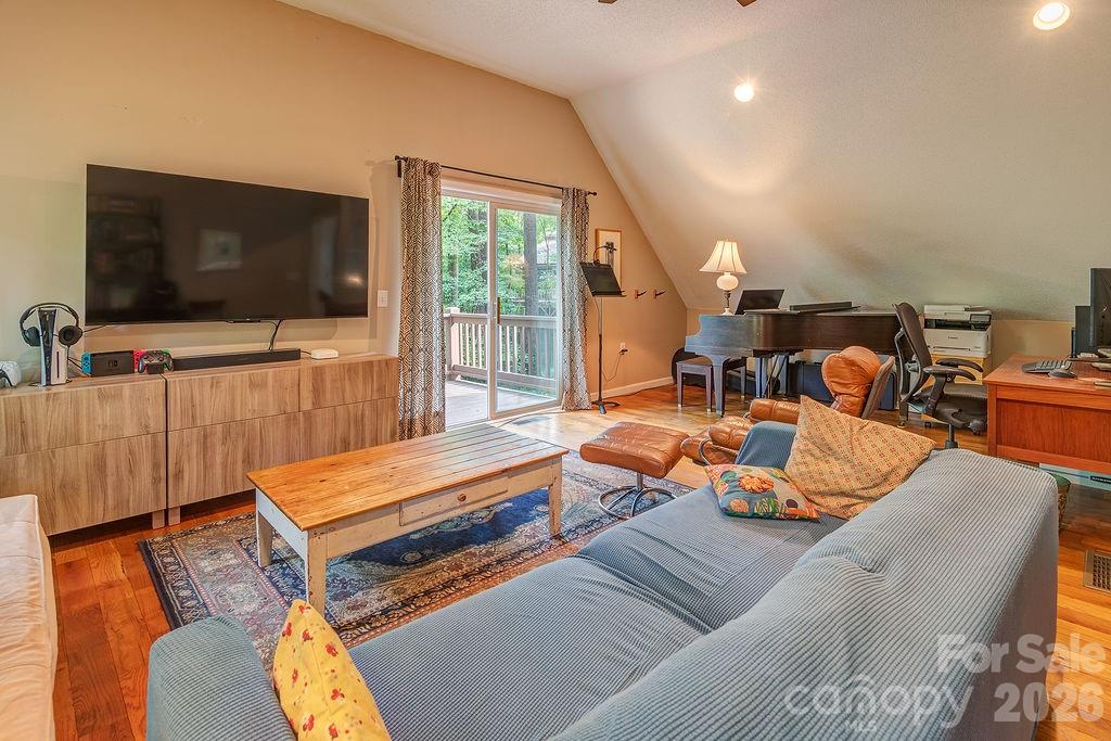 11 Muirfield Court Property Photo 15