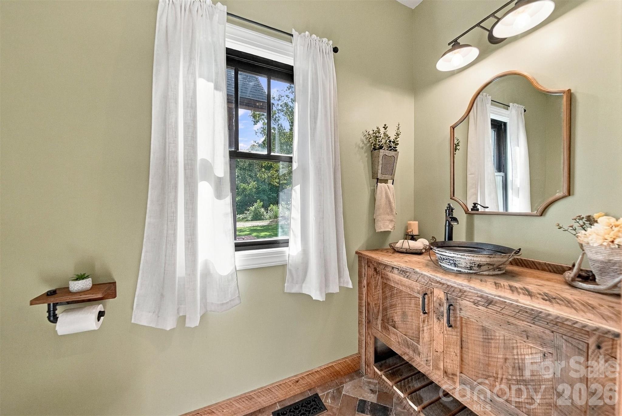 135 Chetola Ridge Drive Property Photo 29