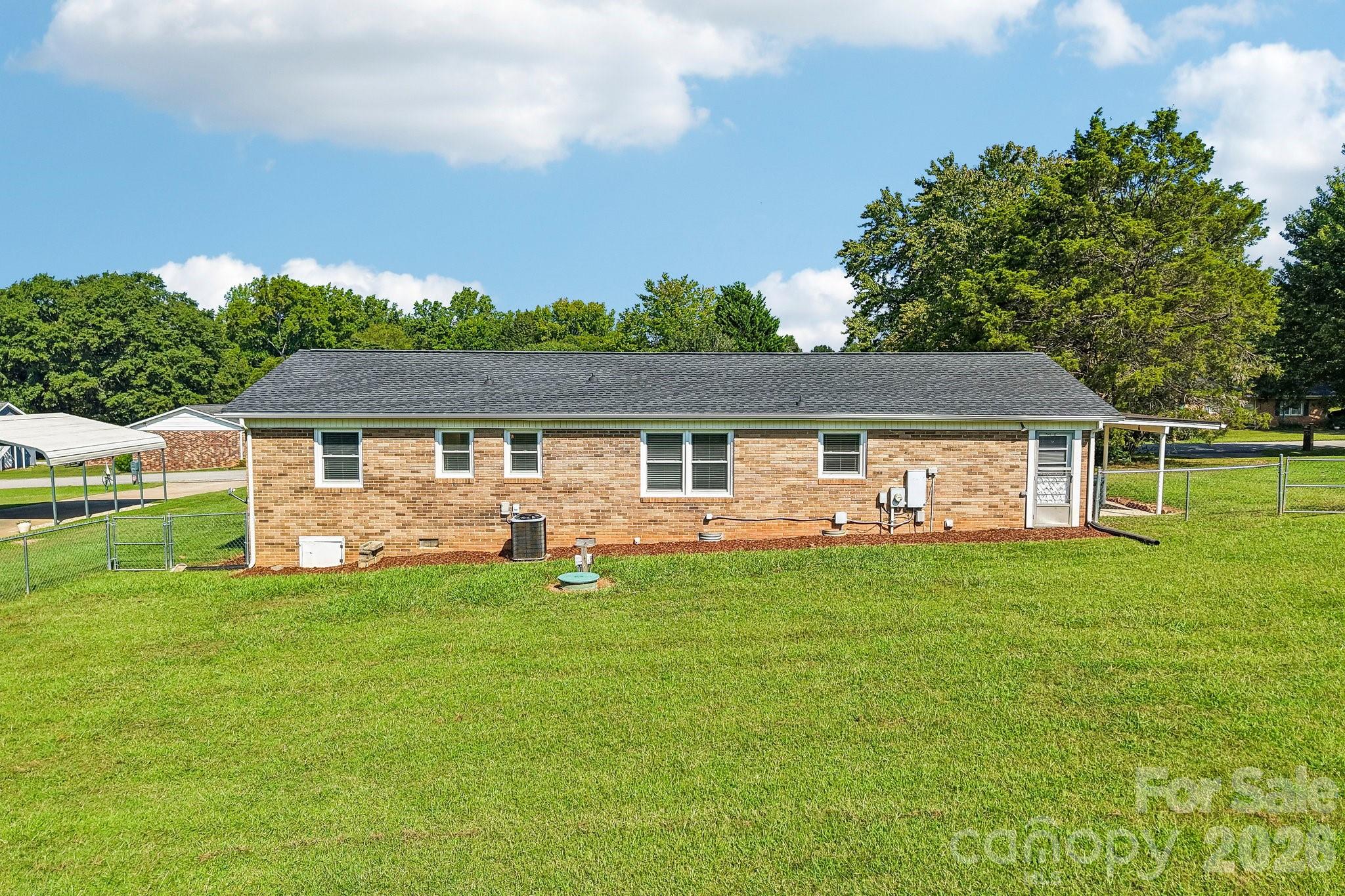 5111 Hawthorne Lane Property Photo 26