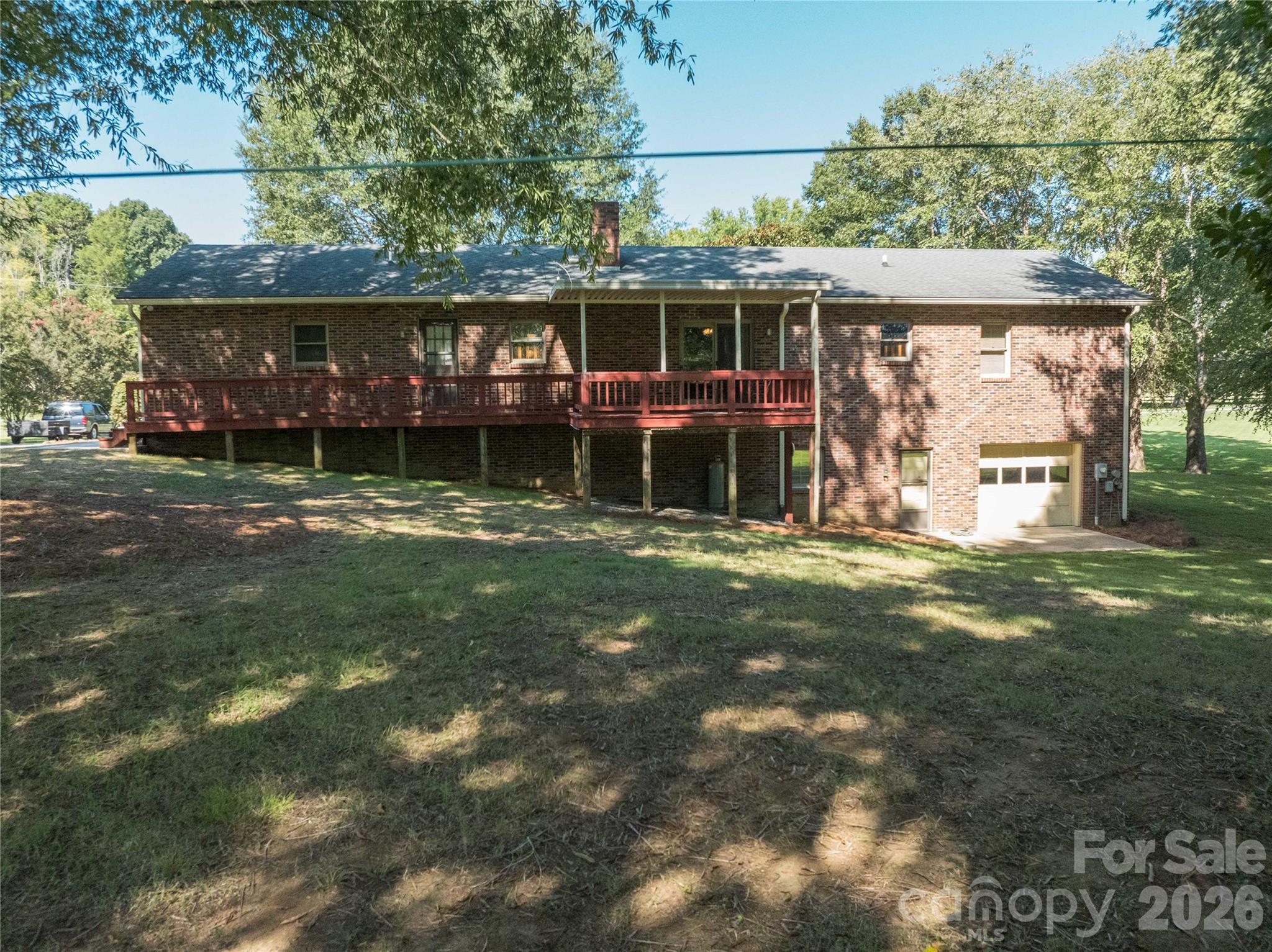 614 Salisbury Street Property Photo 21