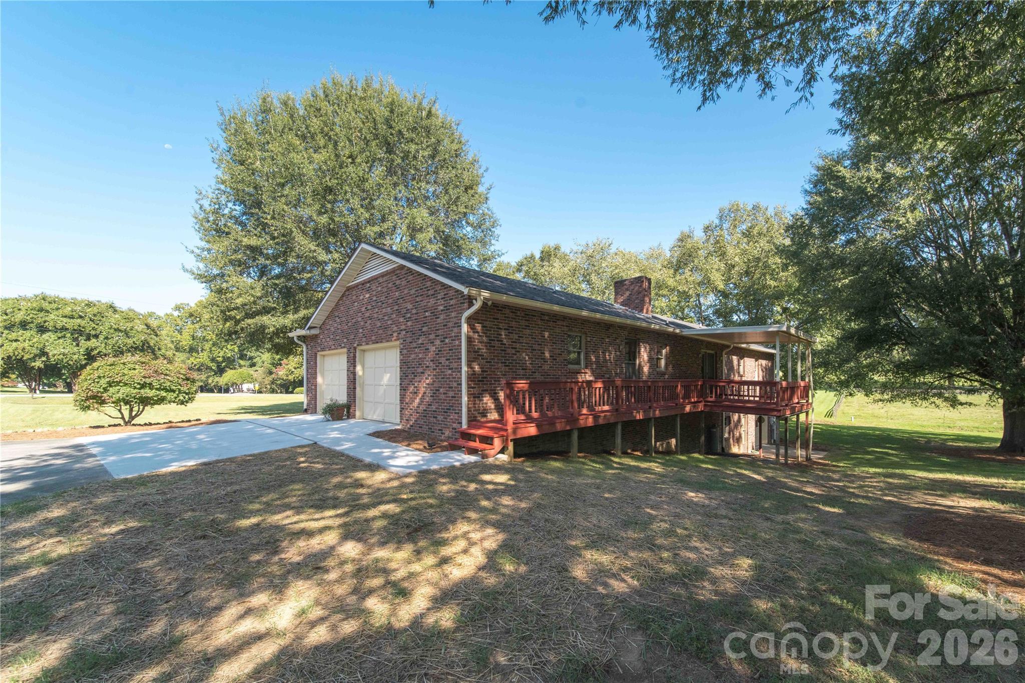 614 Salisbury Street Property Photo 31