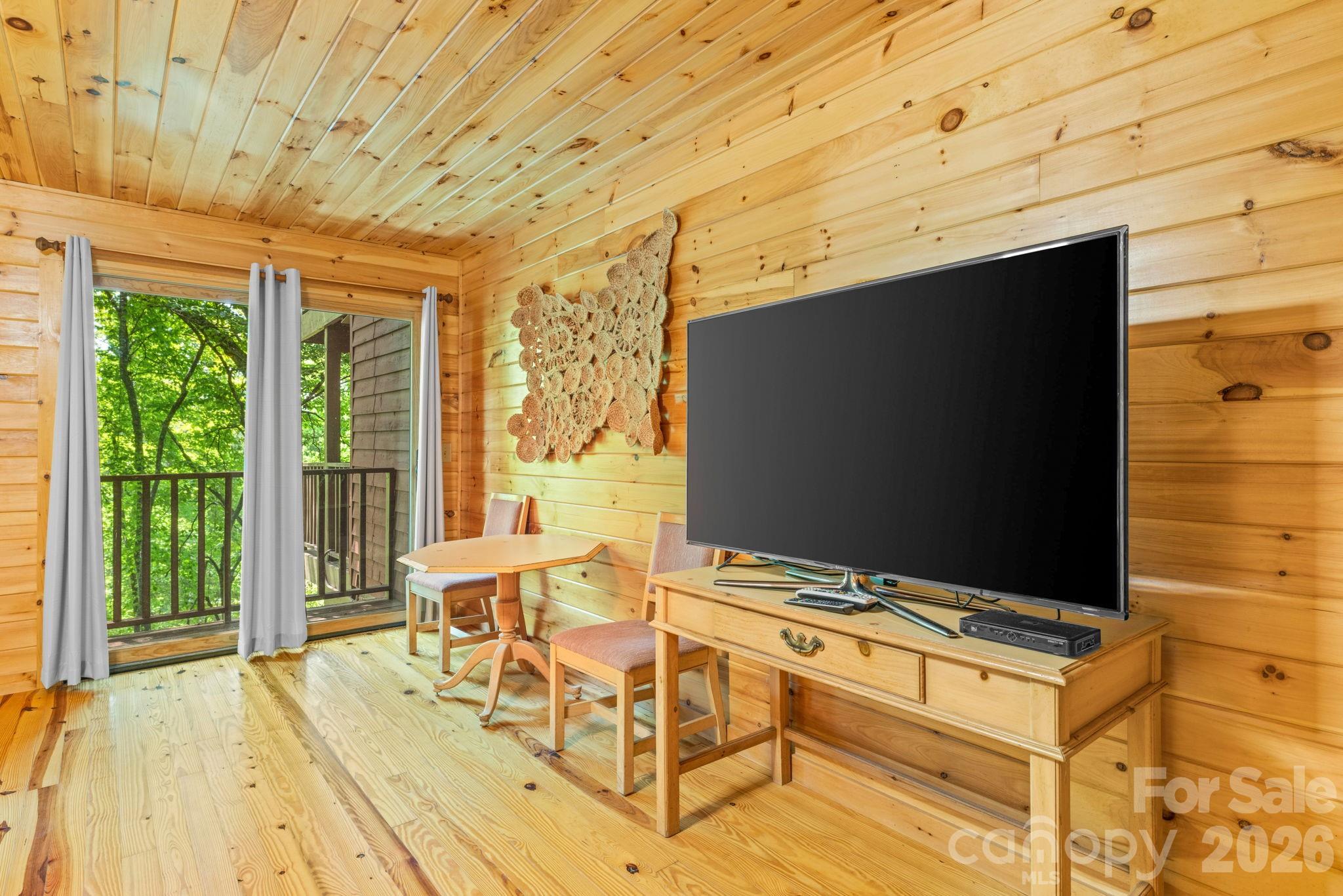 57 Observation Point Road Property Photo 26