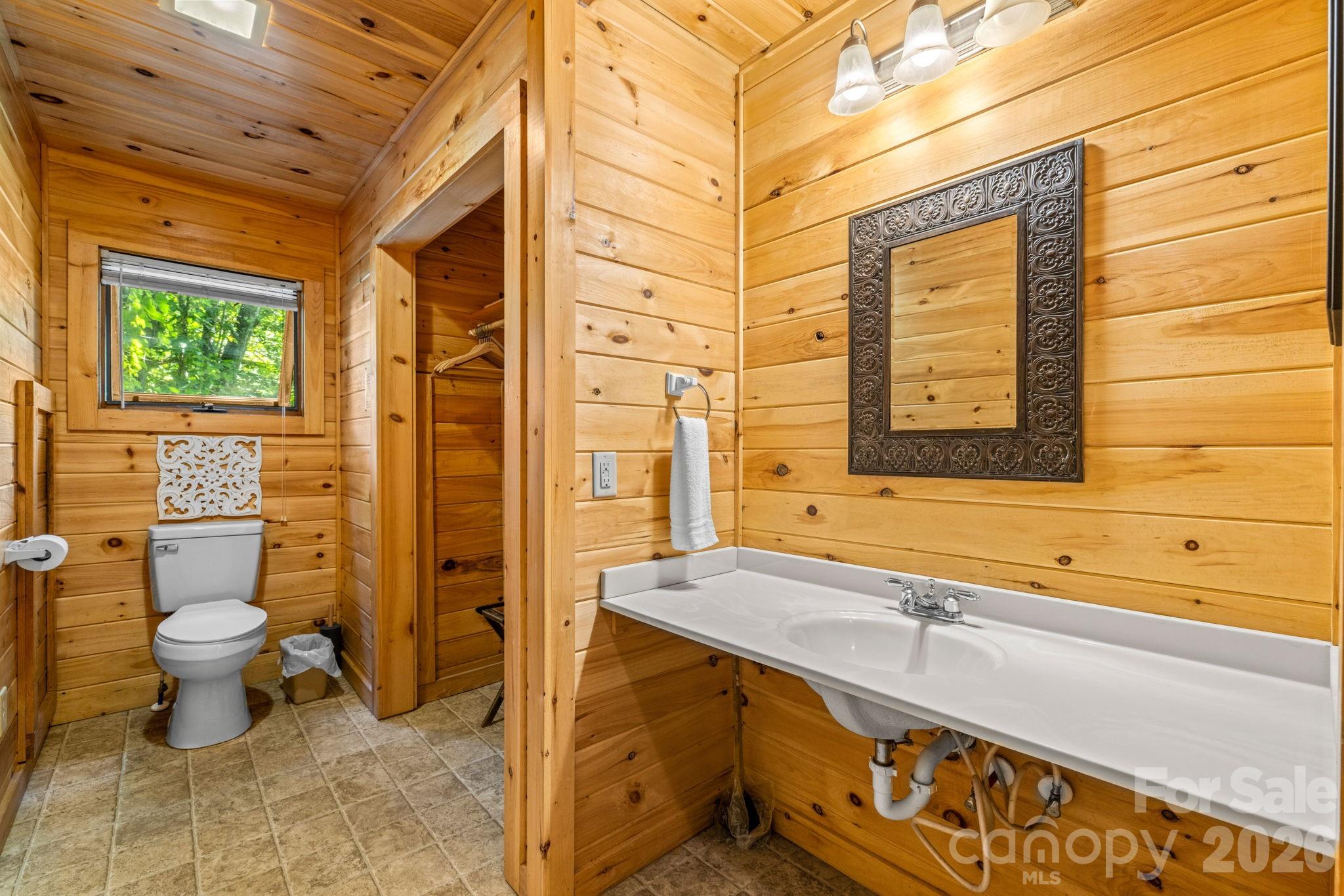 57 Observation Point Road Property Photo 28