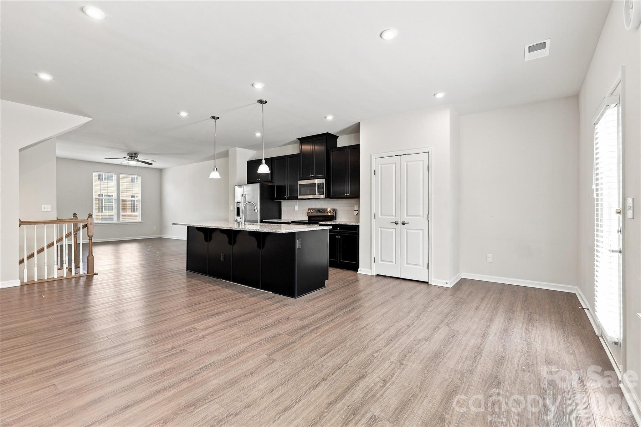 2509 Autumn Olive Lane Property Photo 13