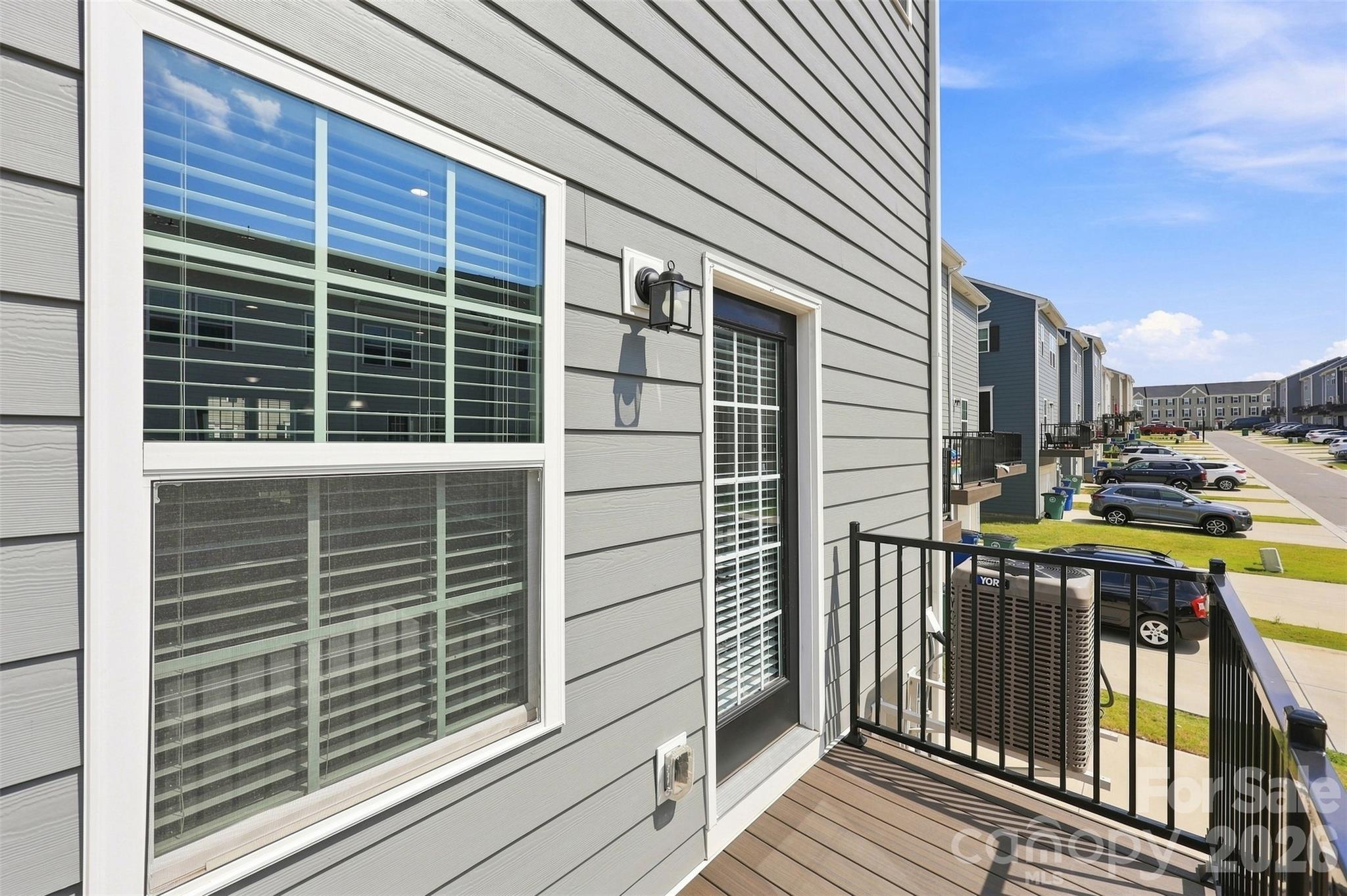 2509 Autumn Olive Lane Property Photo 32