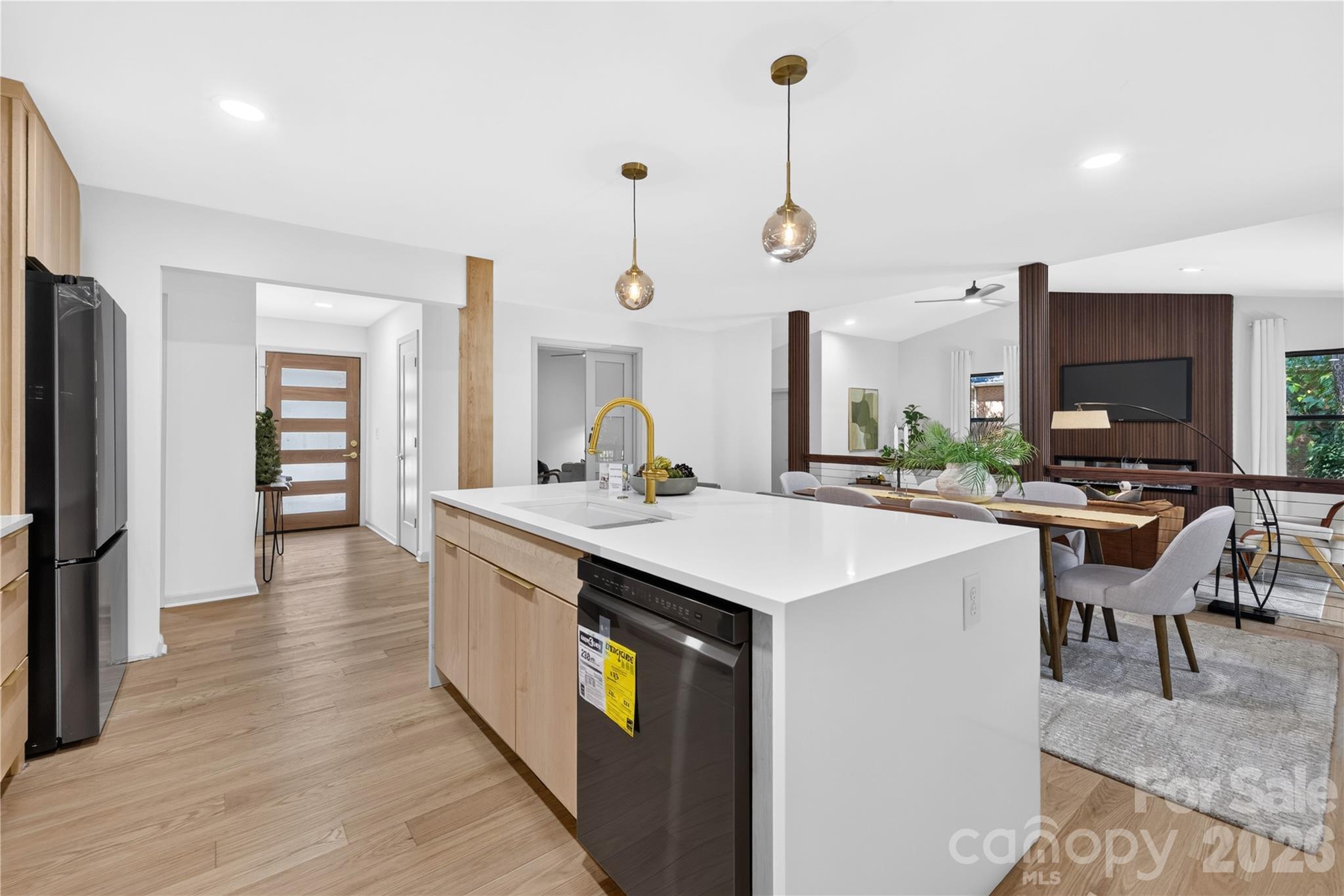 129 Mooreland Road Property Photo 6