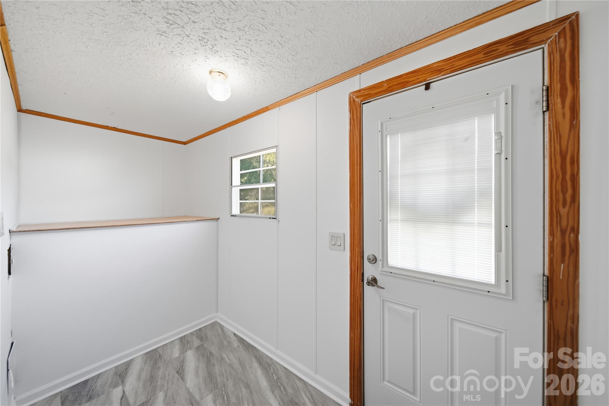 950 Weaver Road Property Photo 15