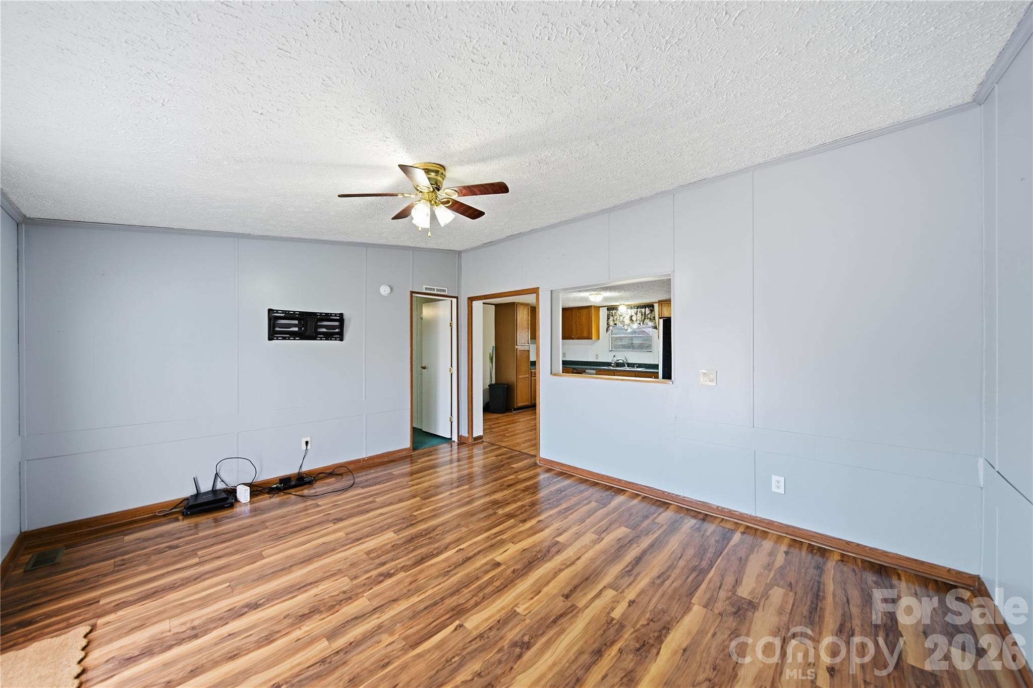 950 Weaver Road Property Photo 23