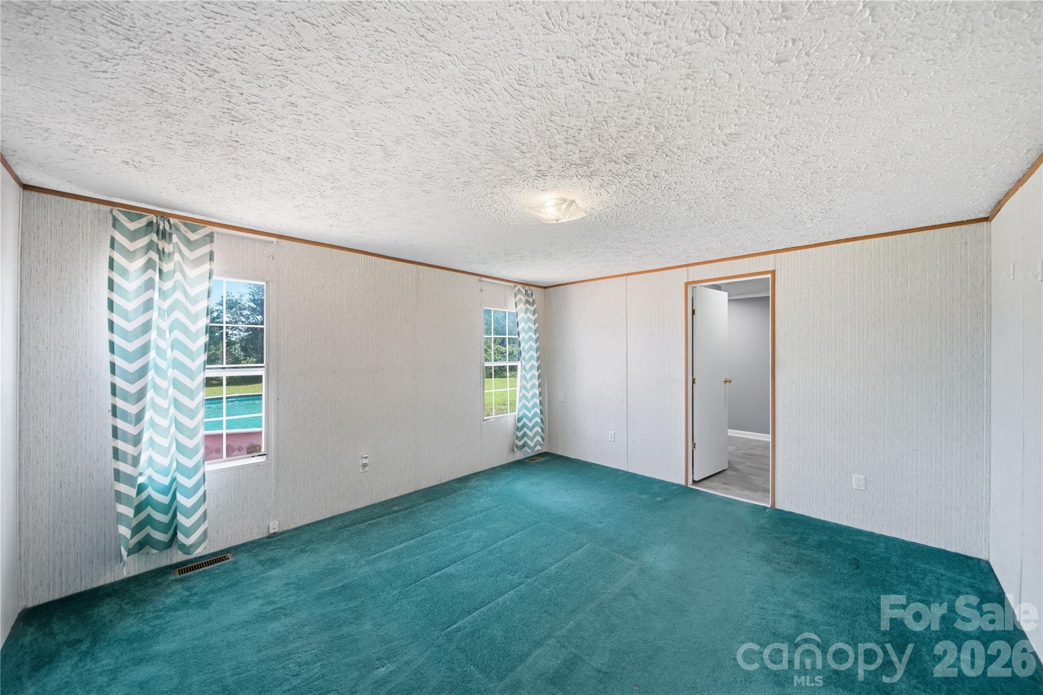 950 Weaver Road Property Photo 25