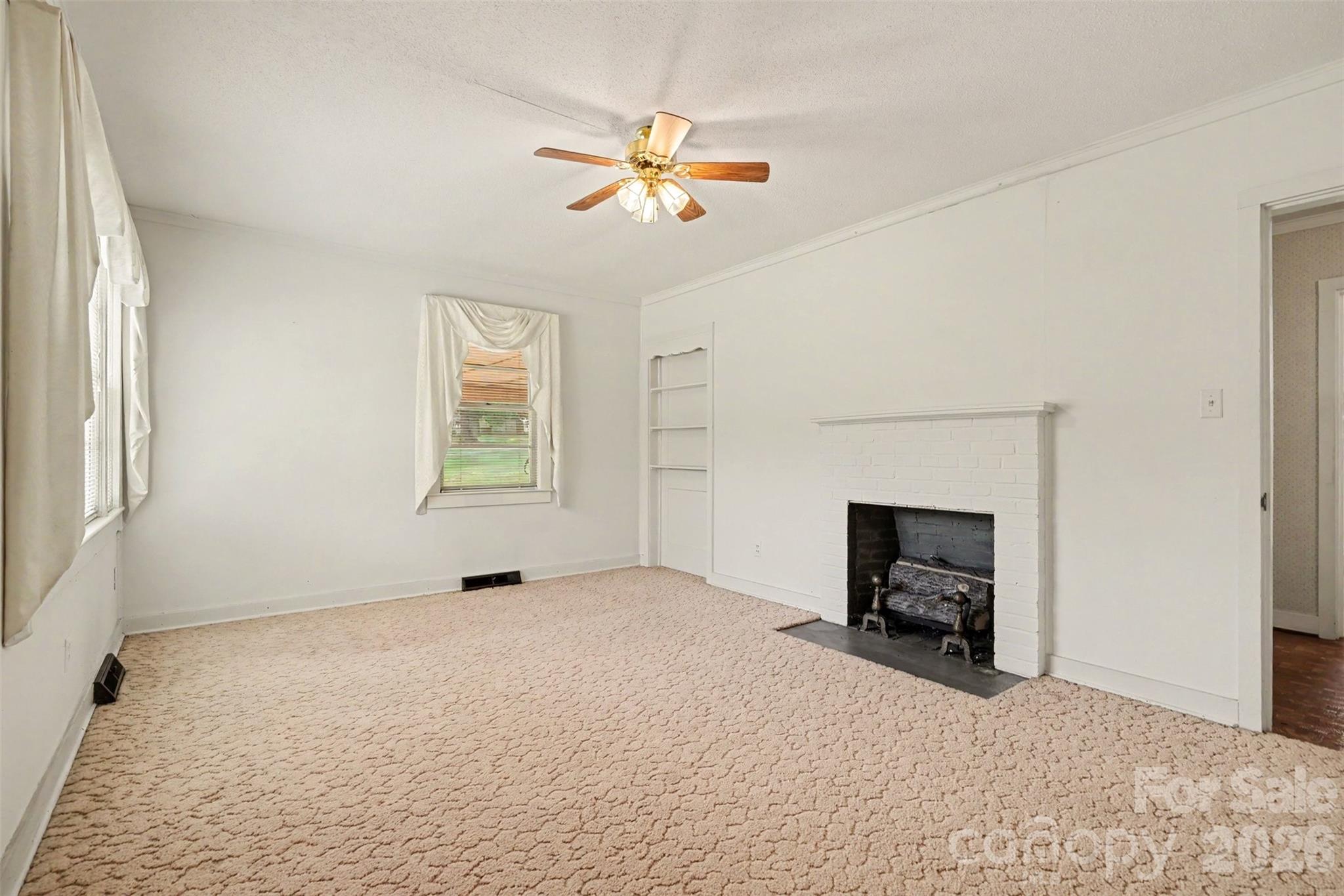 968 Hampton Grace Avenue Property Photo 5