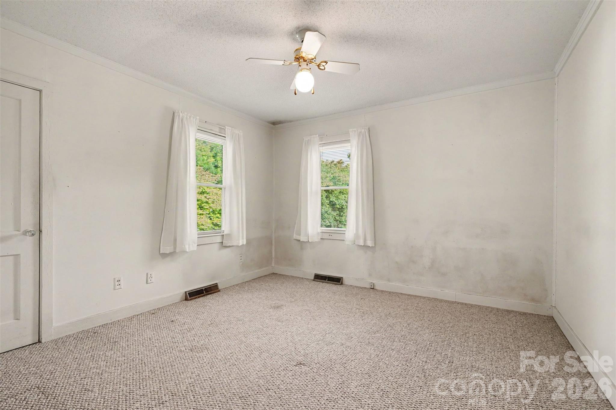 968 Hampton Grace Avenue Property Photo 17
