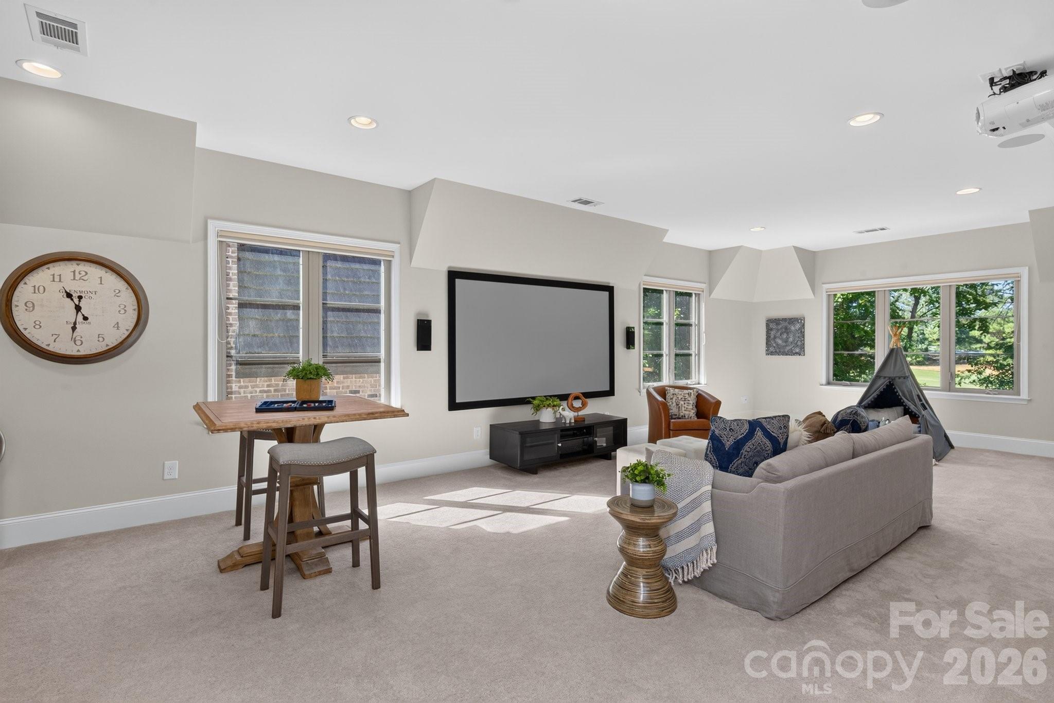 8718 Thornbury Place Property Photo 37