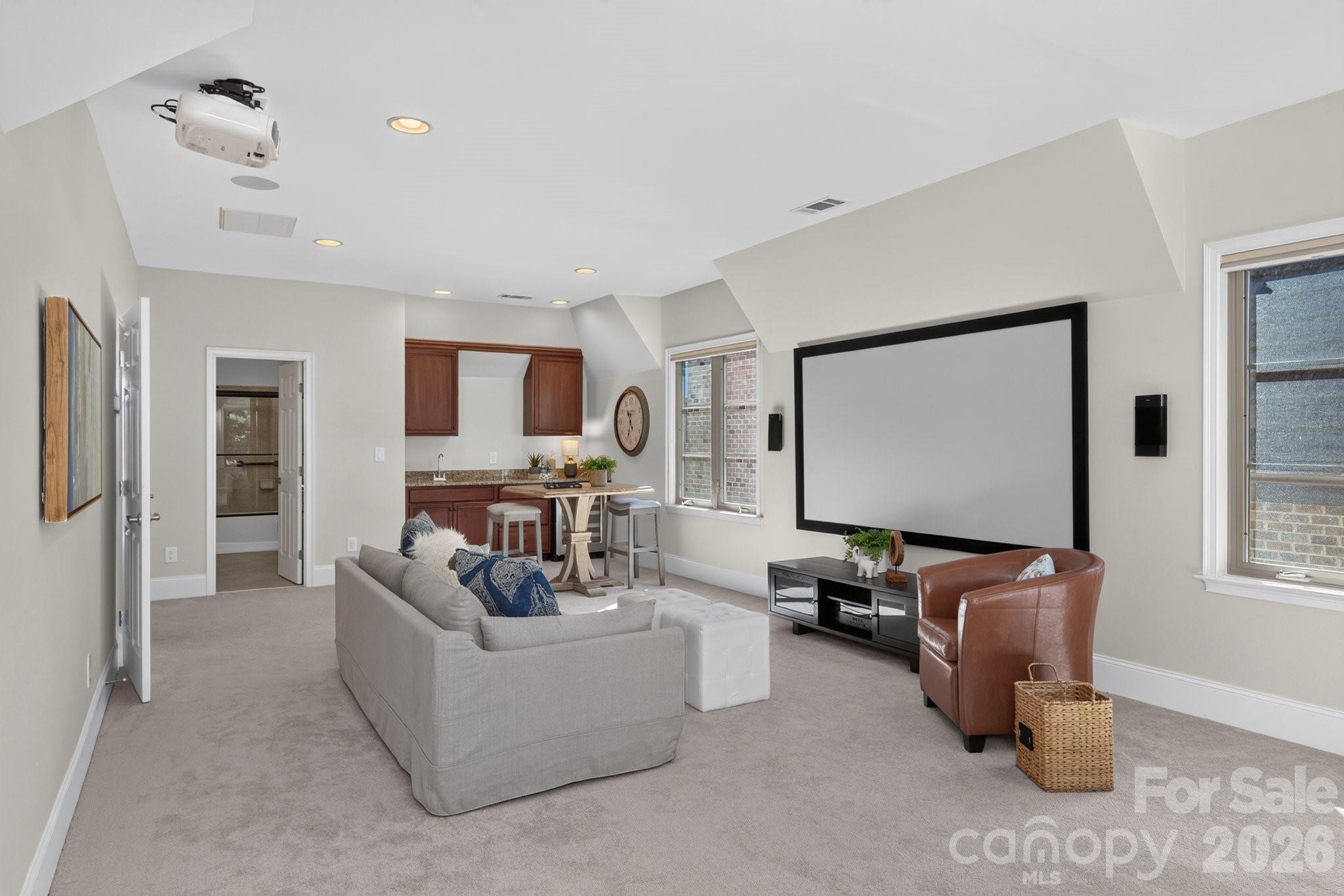 8718 Thornbury Place Property Photo 38