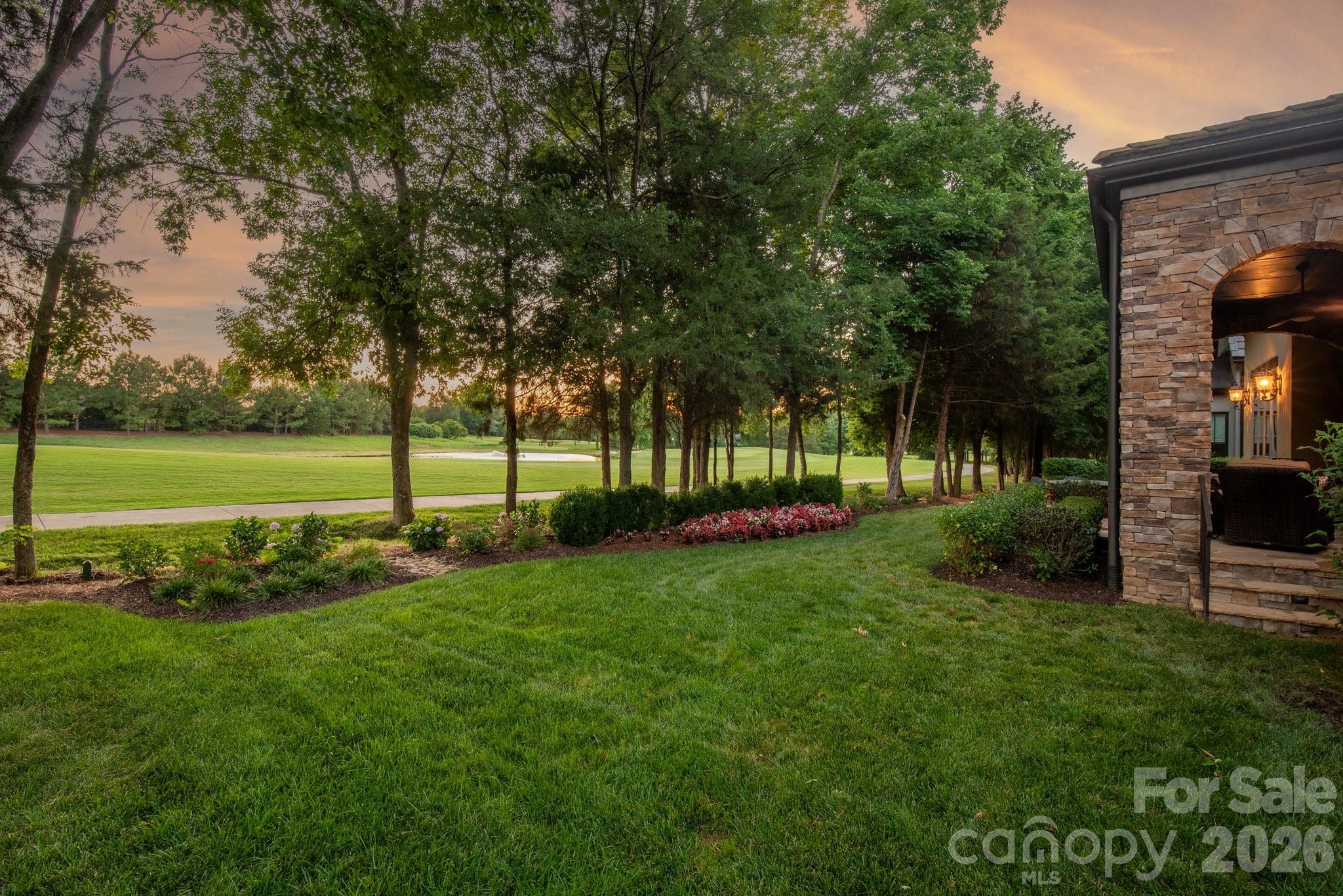 8718 Thornbury Place Property Photo 43