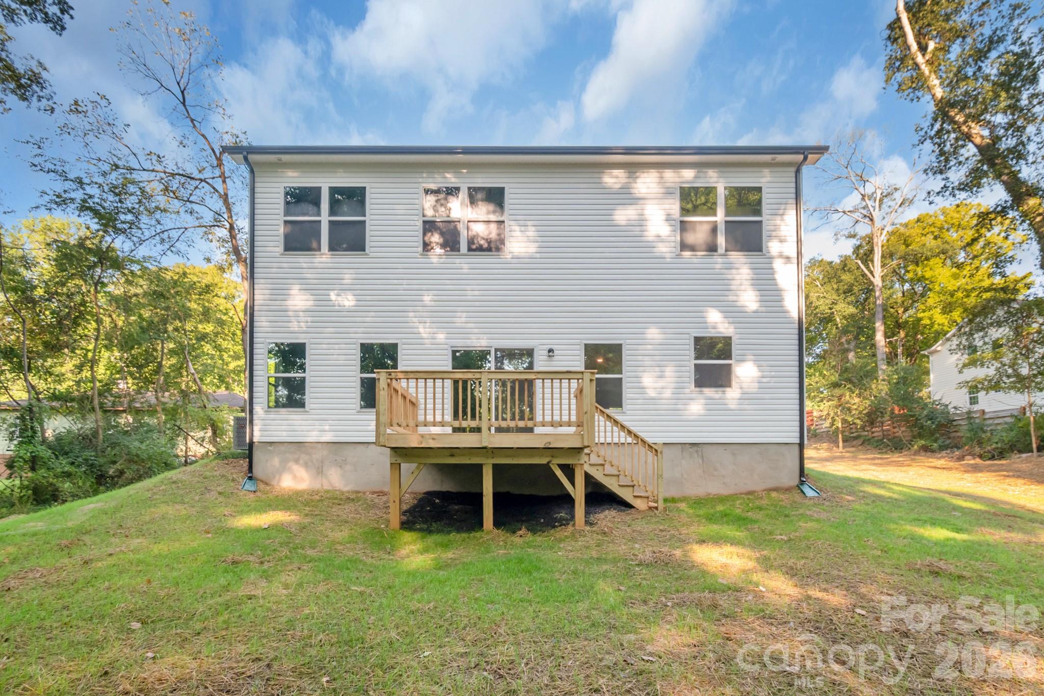 420 Killian Avenue Property Photo 39