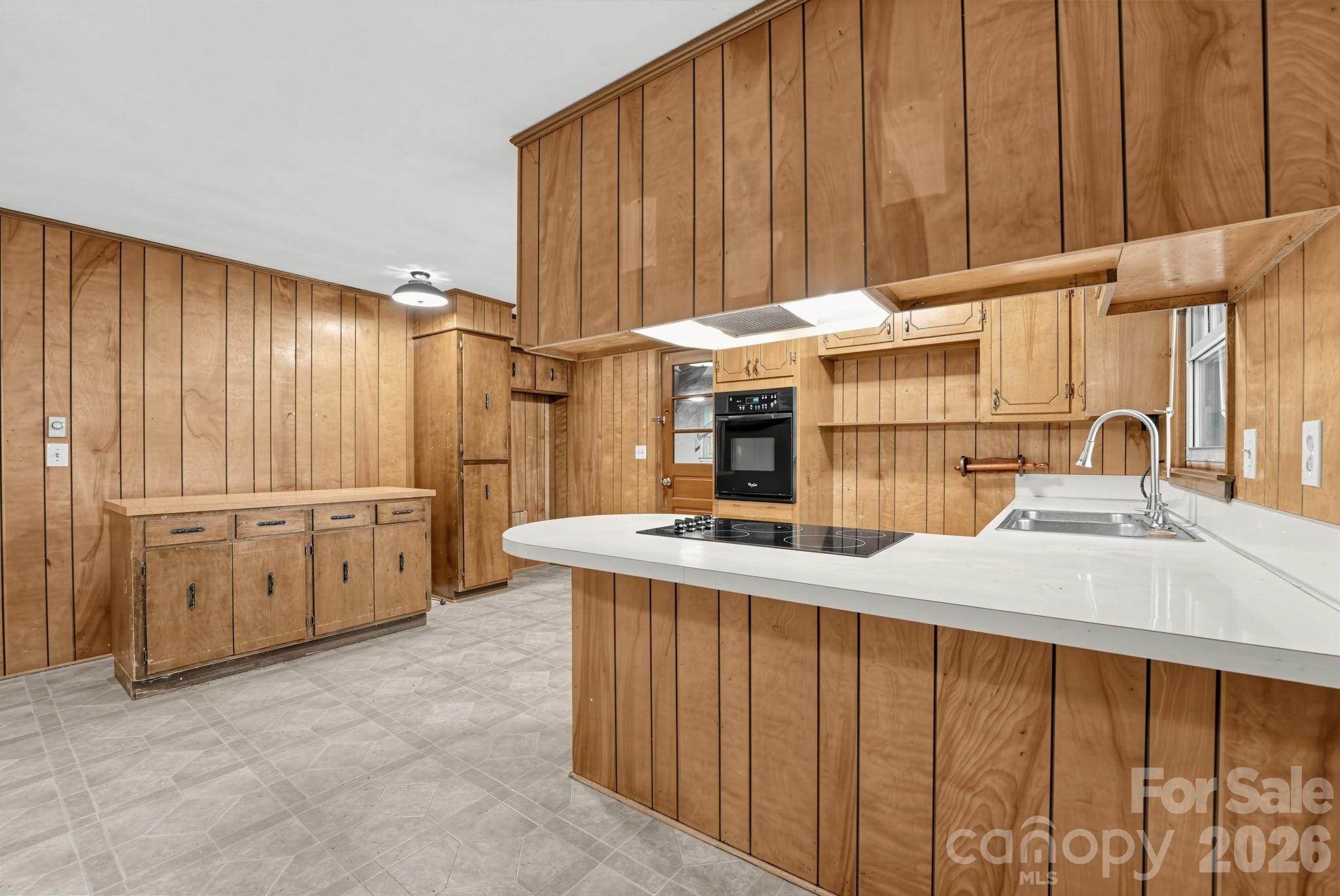 204 Redding Road Property Photo 12