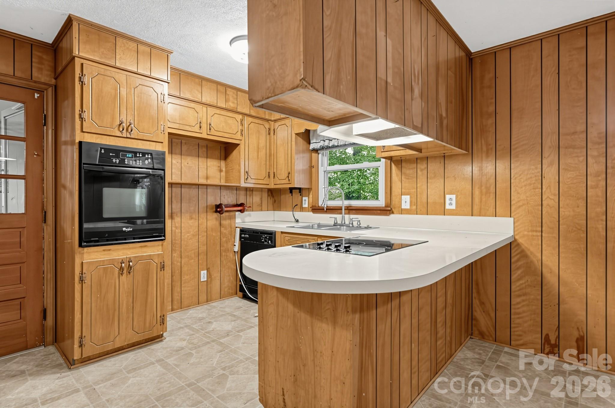 204 Redding Road Property Photo 13
