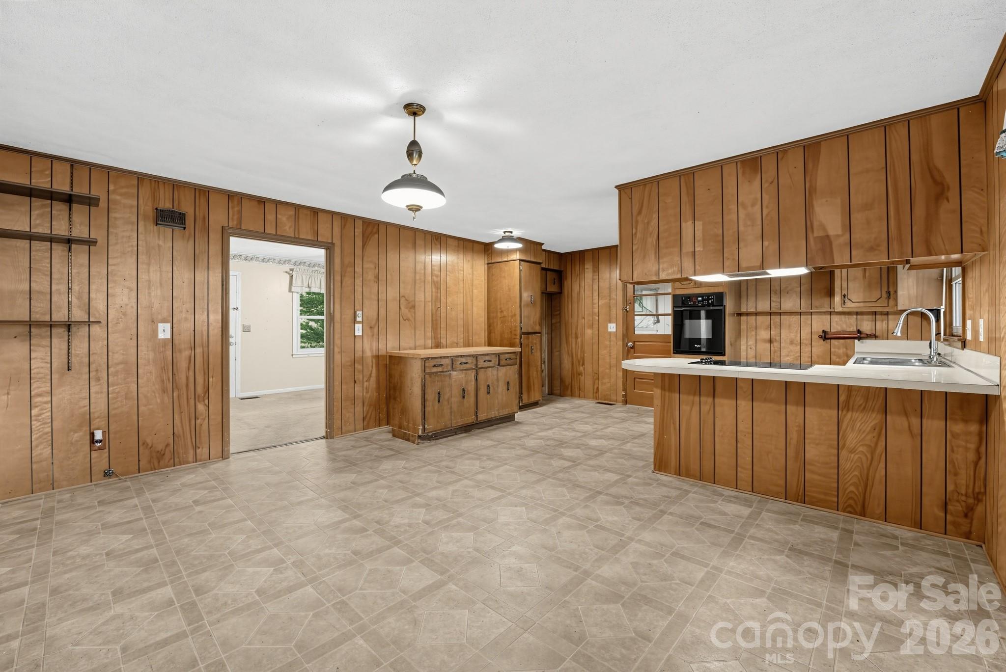 204 Redding Road Property Photo 16