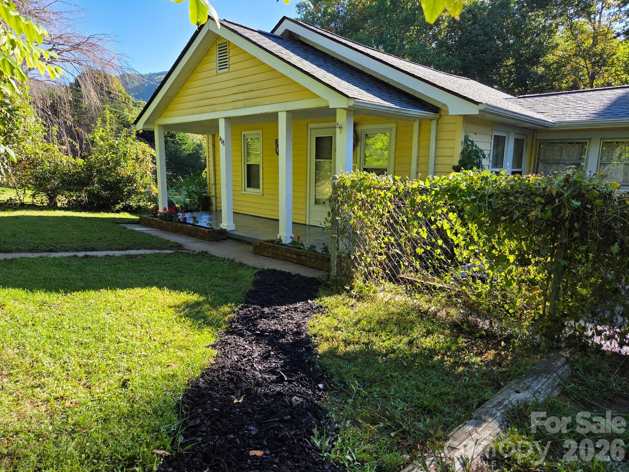 408 Mccoy Cove Road Property Photo 1