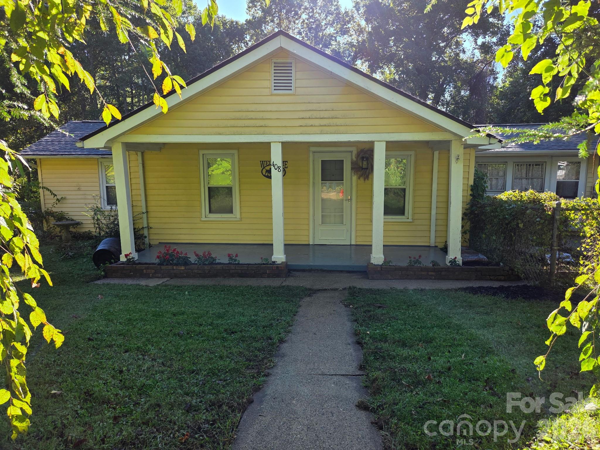 408 Mccoy Cove Road Property Photo 2