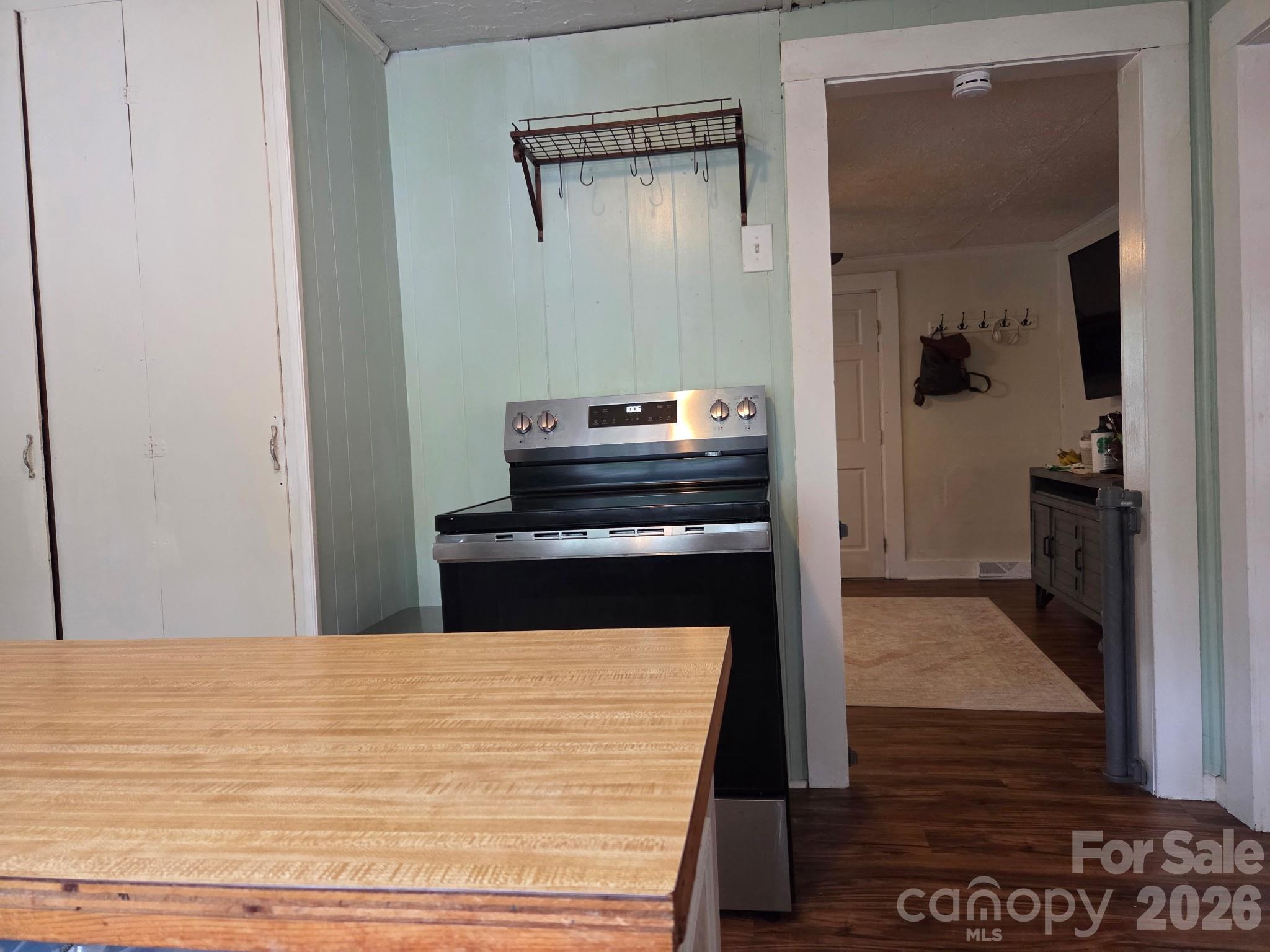 408 Mccoy Cove Road Property Photo 18