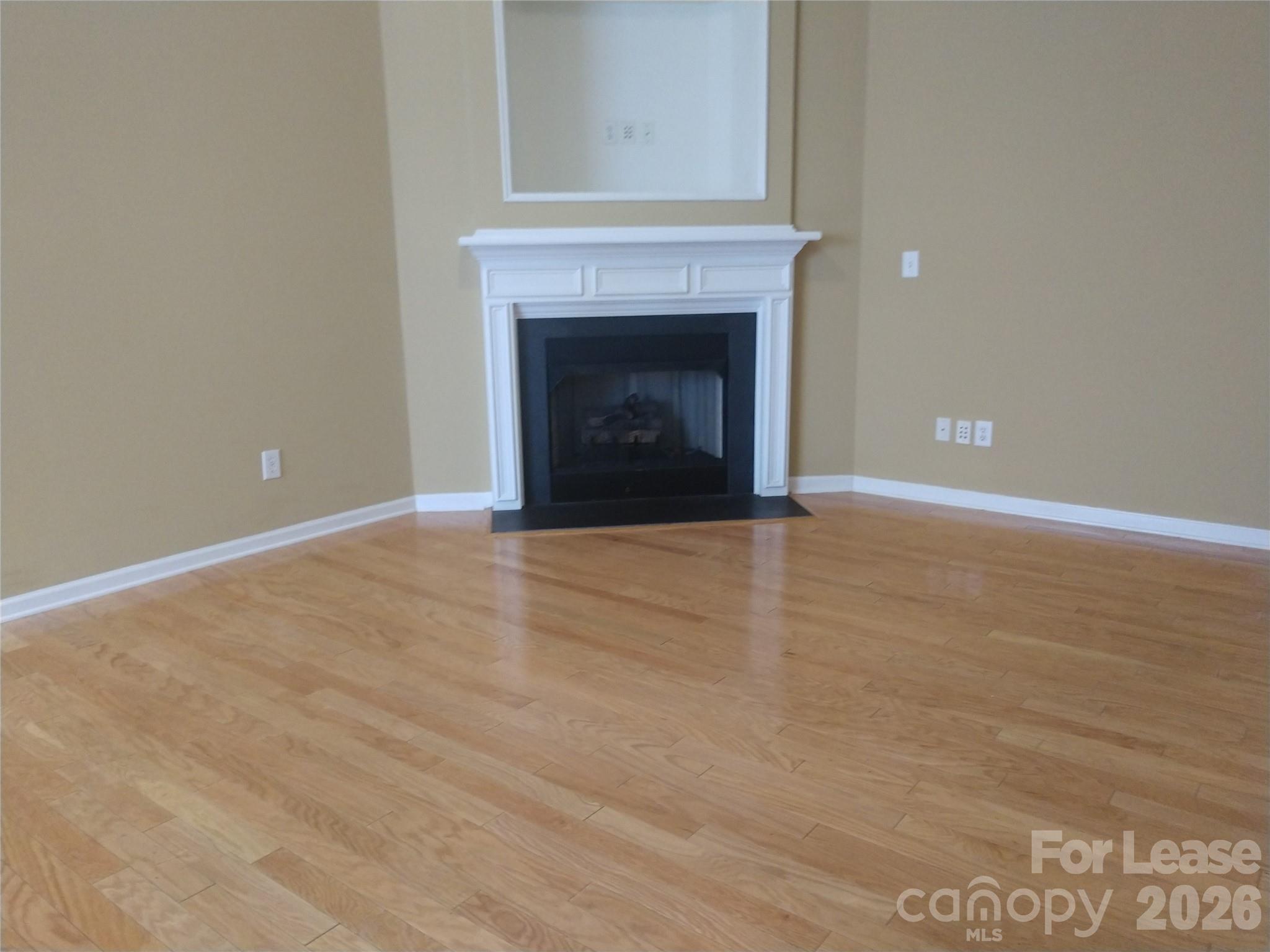1510 Royal Auburn Avenue Property Photo 2