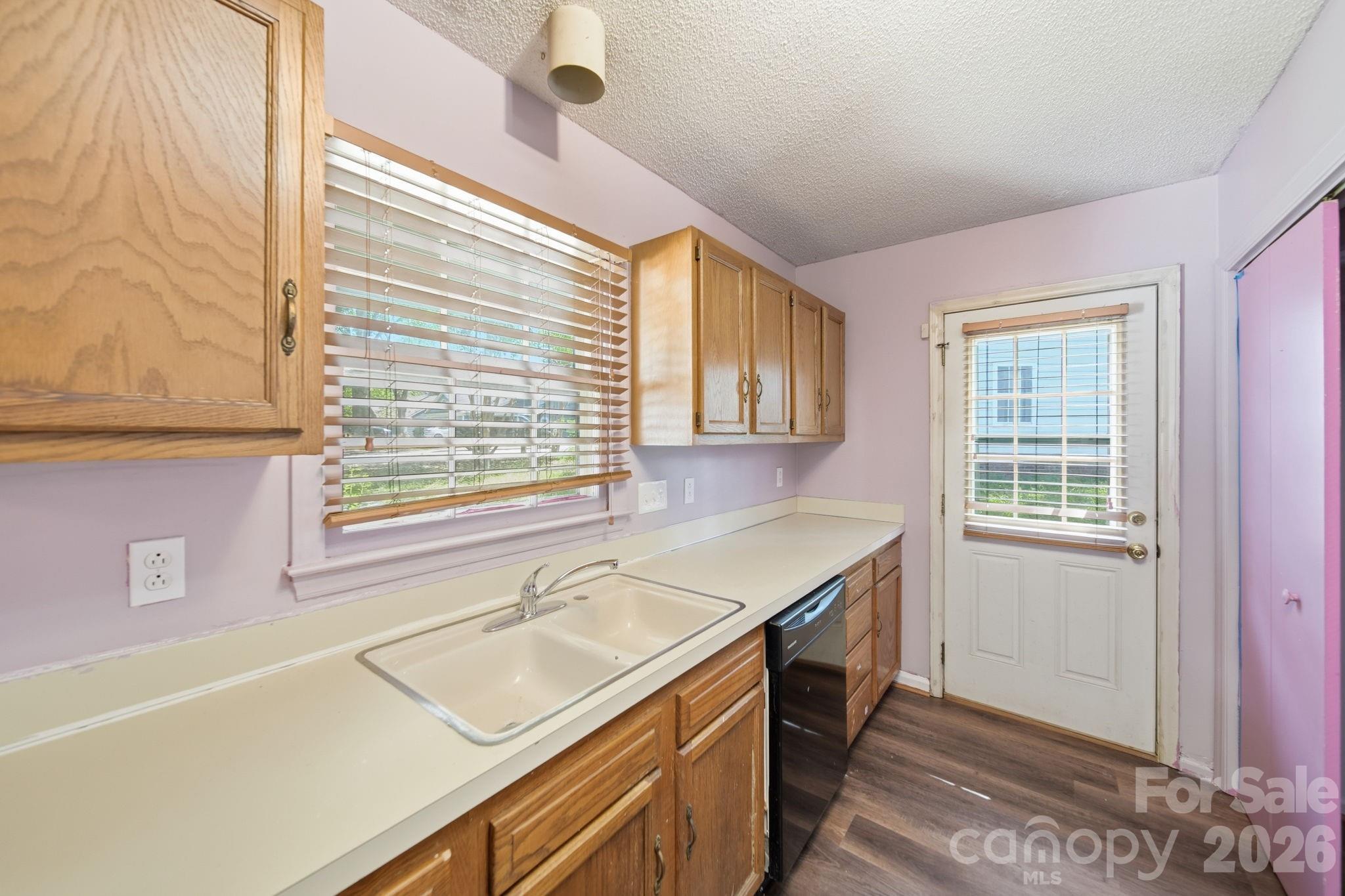4301 Claybury Court Property Photo 11