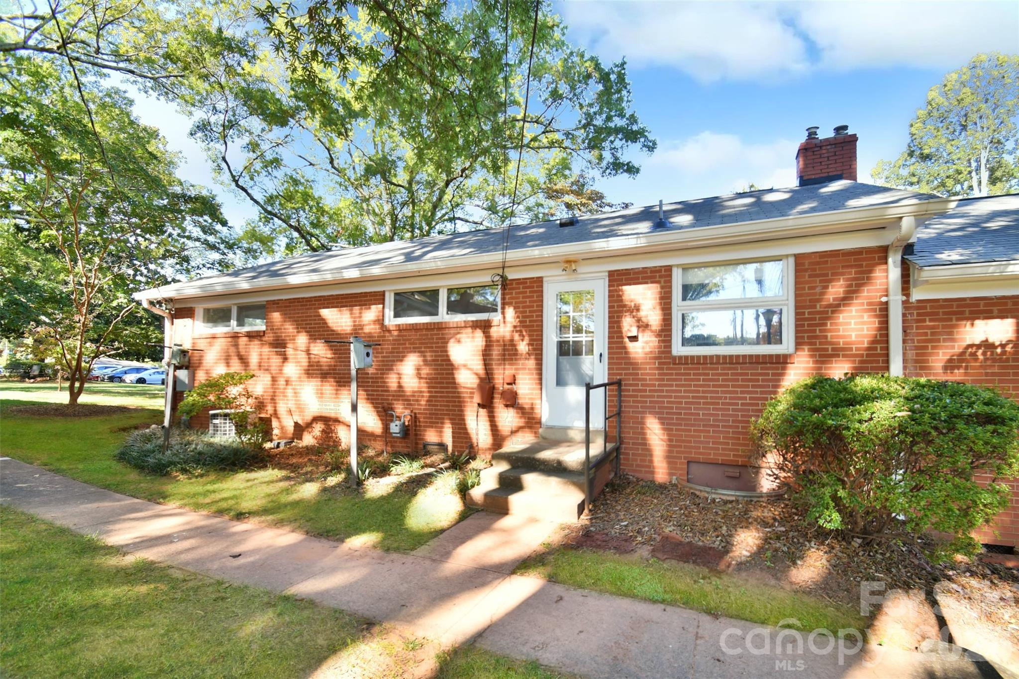 4547 Woodlark Lane Property Photo 1