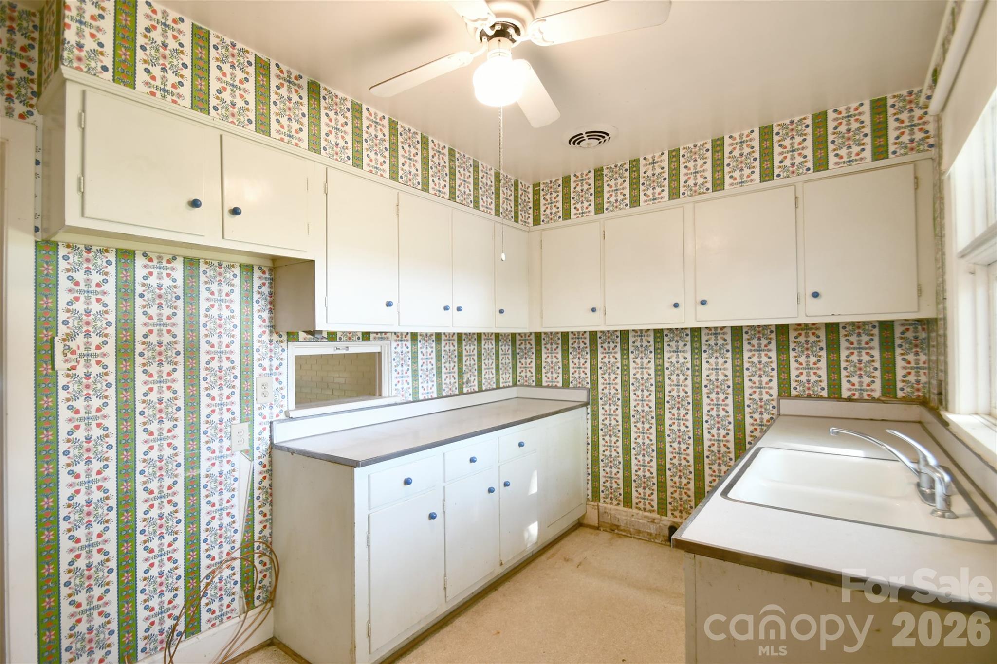 4547 Woodlark Lane Property Photo 5