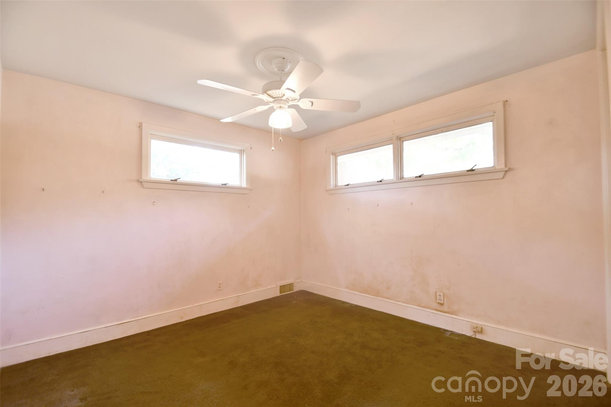 4547 Woodlark Lane Property Photo 15