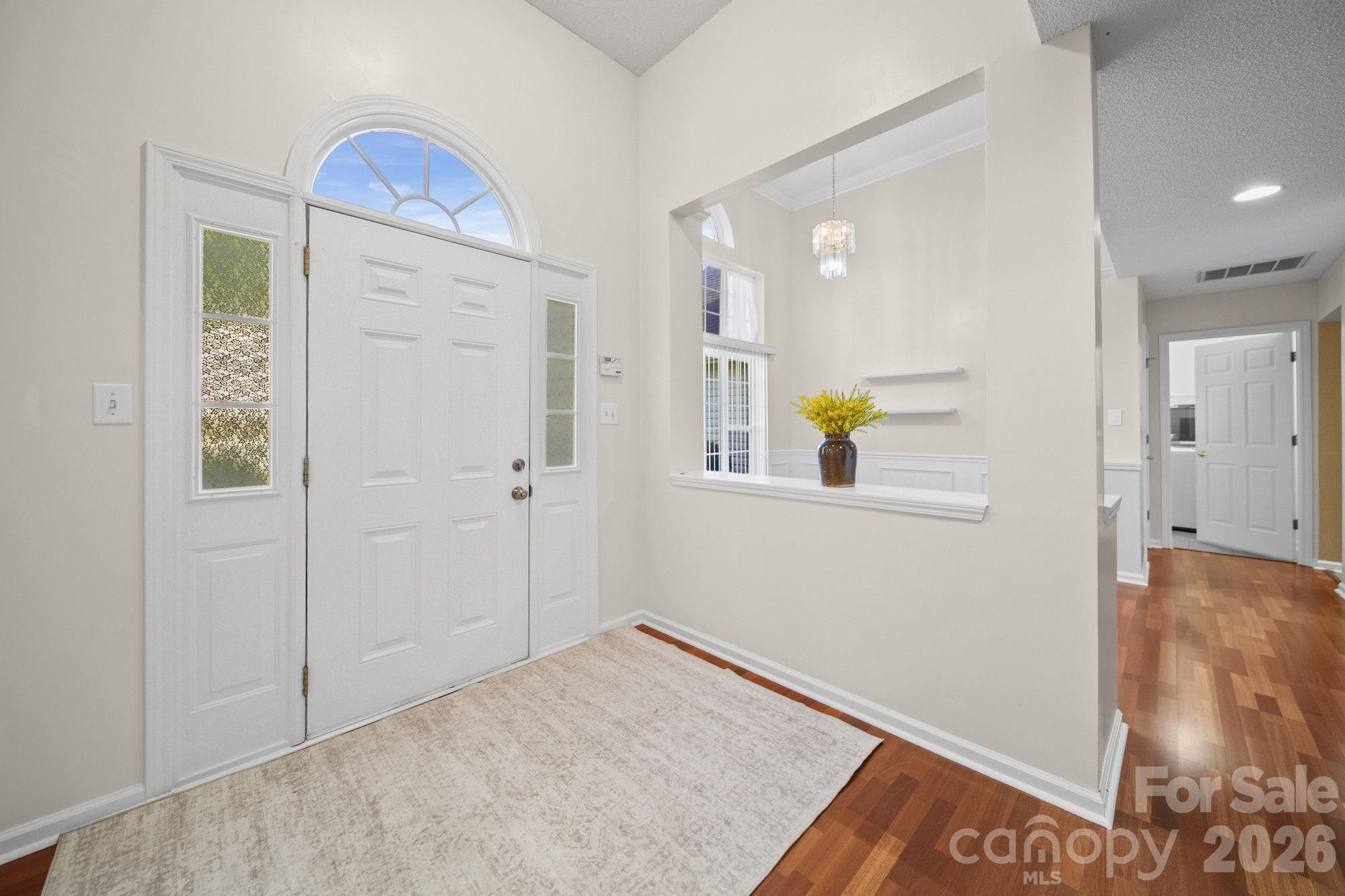 6414 Goldenblush Circle Property Photo 4