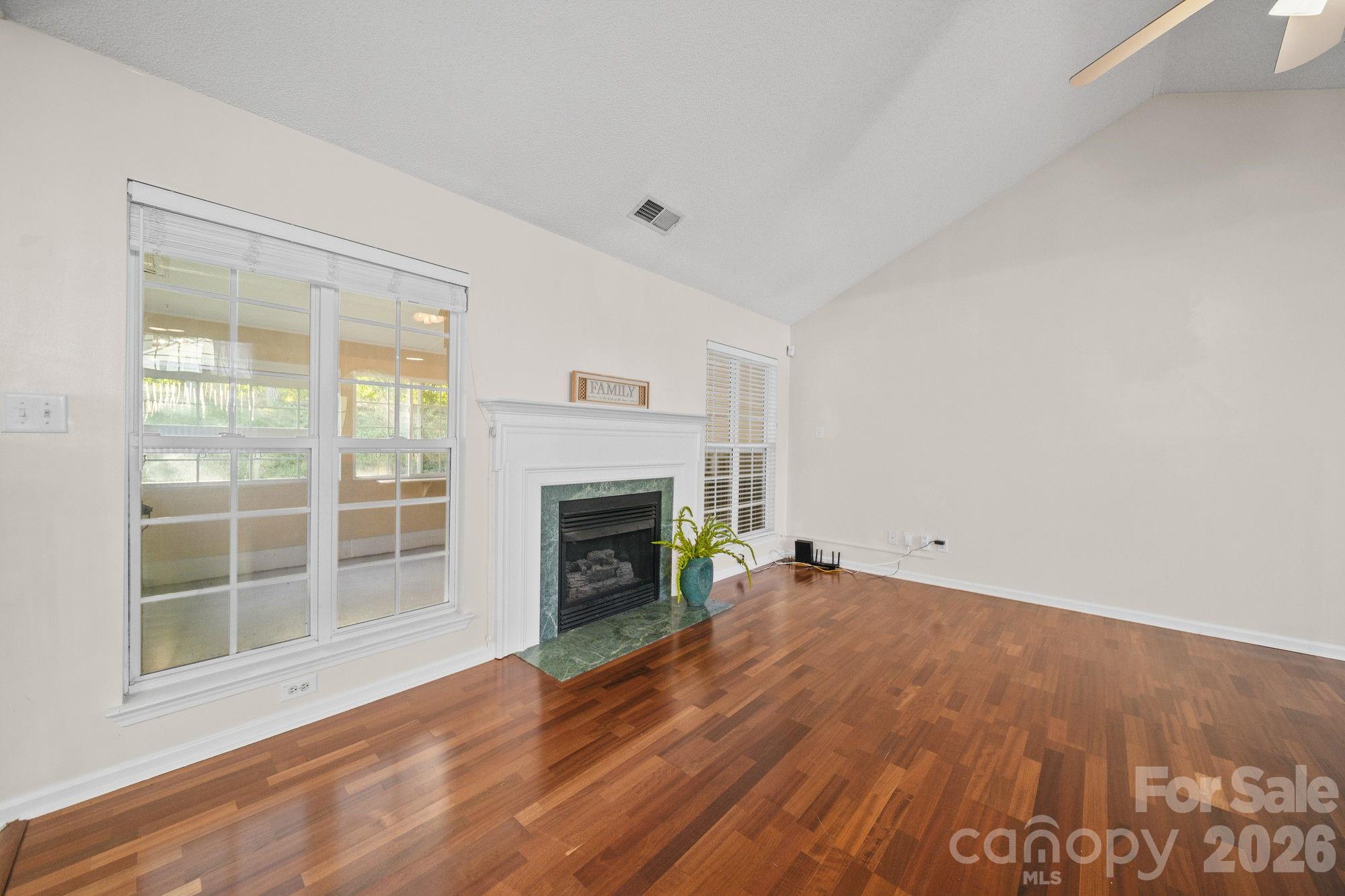 6414 Goldenblush Circle Property Photo 9