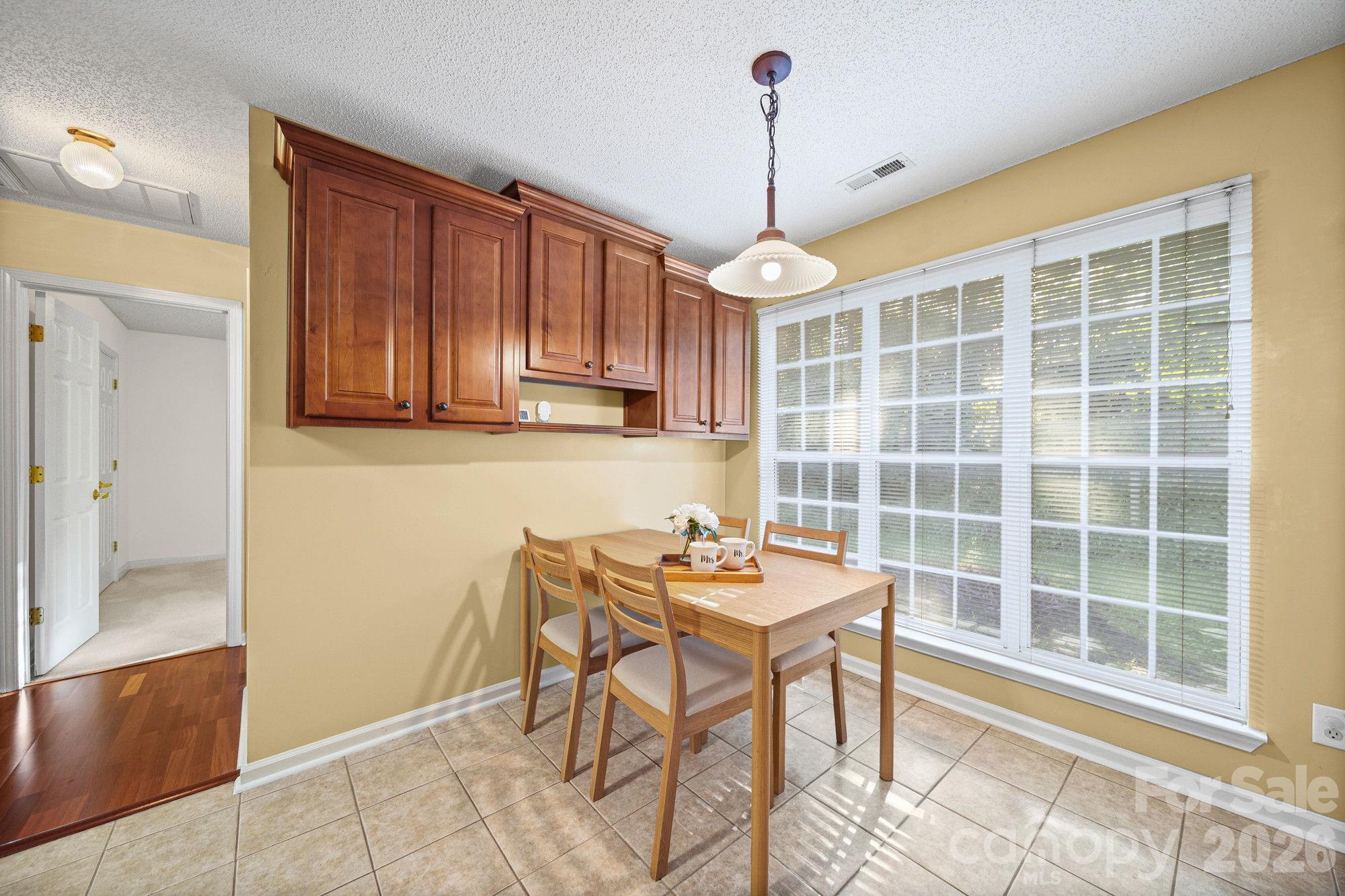 6414 Goldenblush Circle Property Photo 16