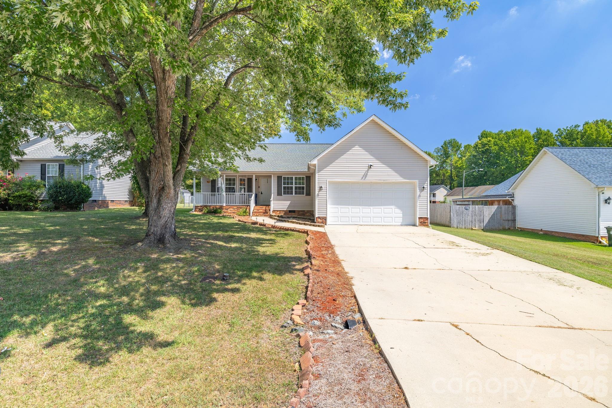 21 Oak Meadow Lane Property Photo 2