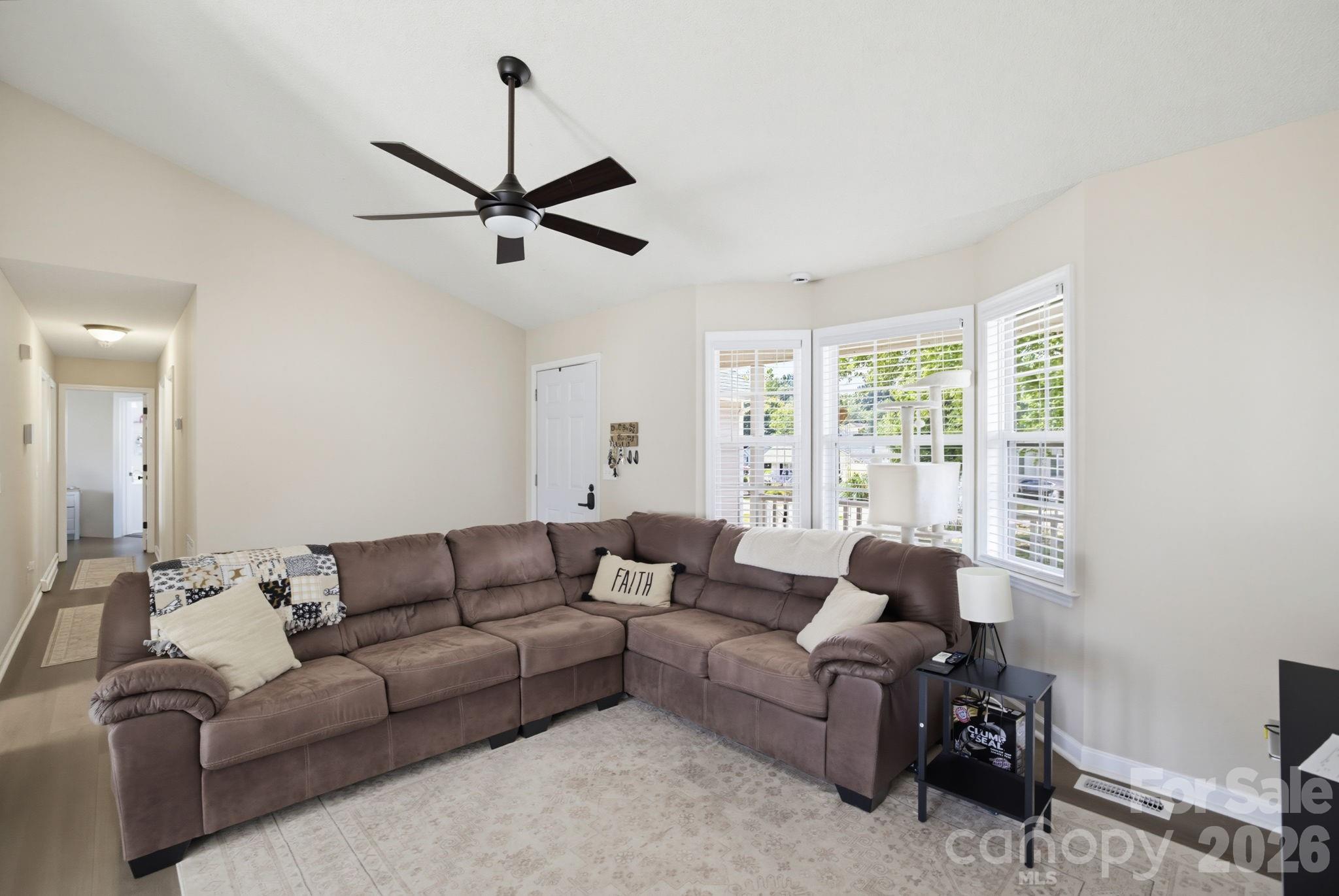 21 Oak Meadow Lane Property Photo 8