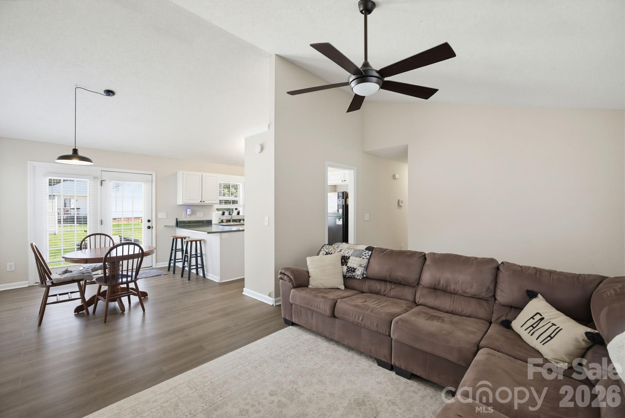 21 Oak Meadow Lane Property Photo 9