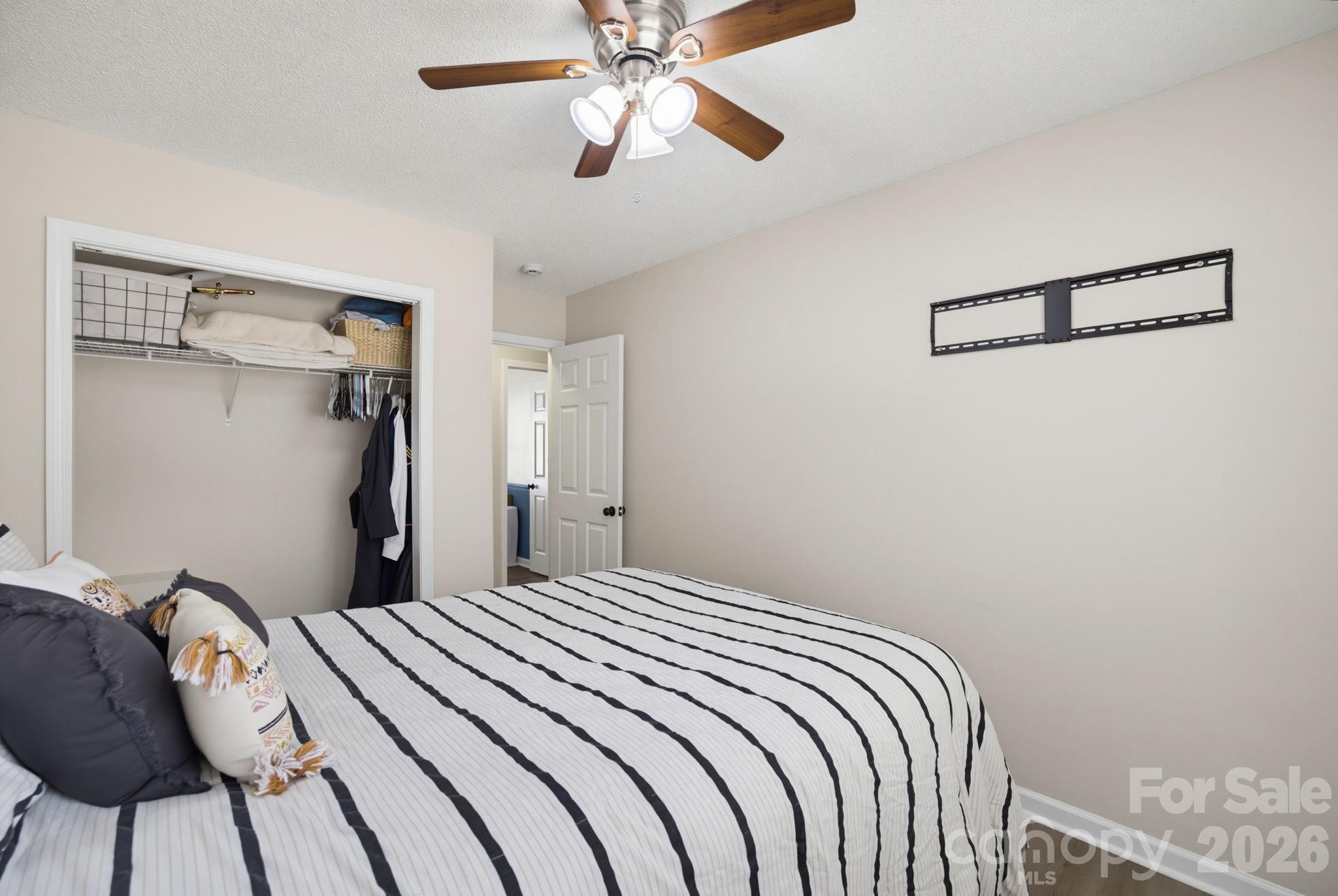 21 Oak Meadow Lane Property Photo 25