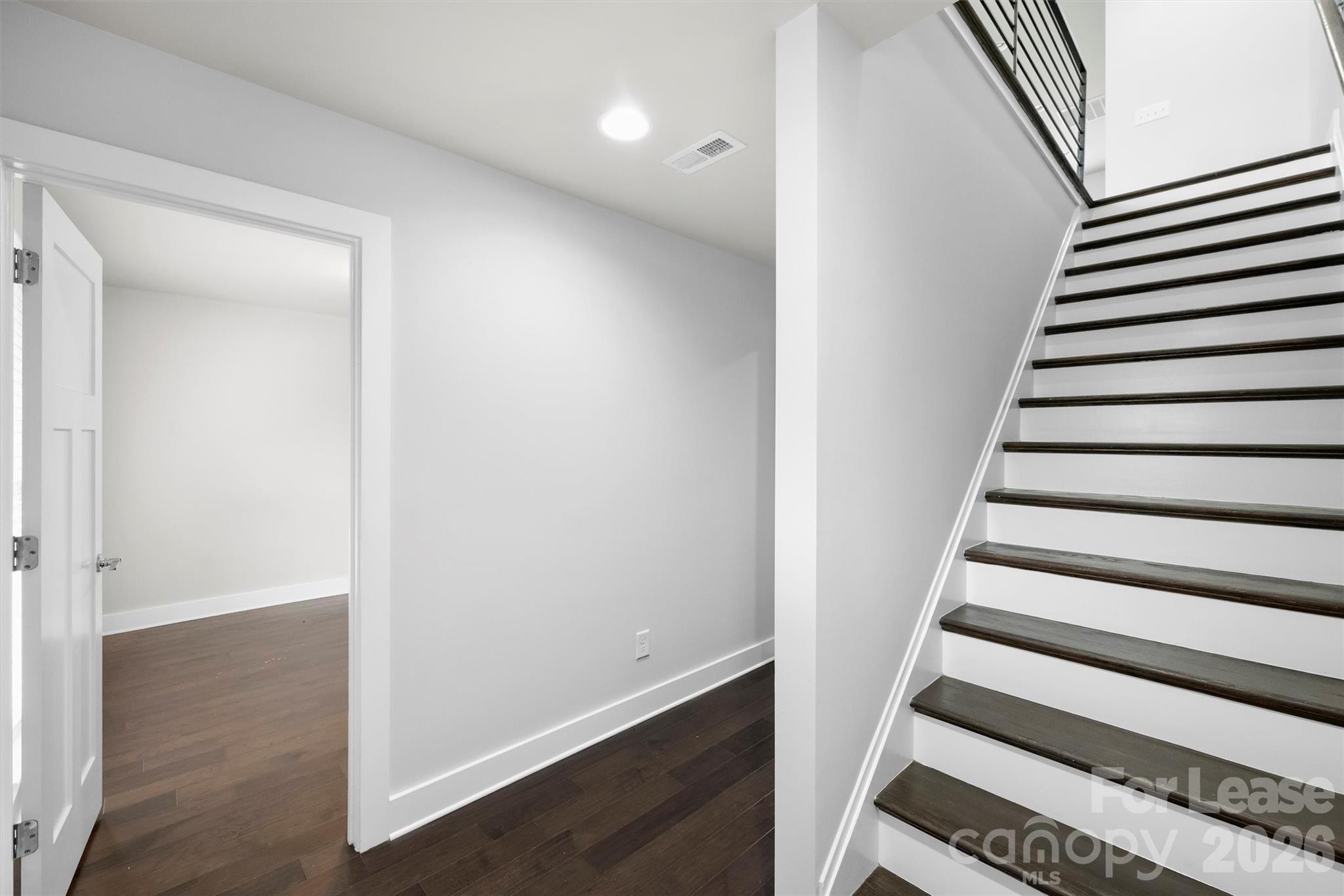 1555 Duckworth Avenue Property Photo 5