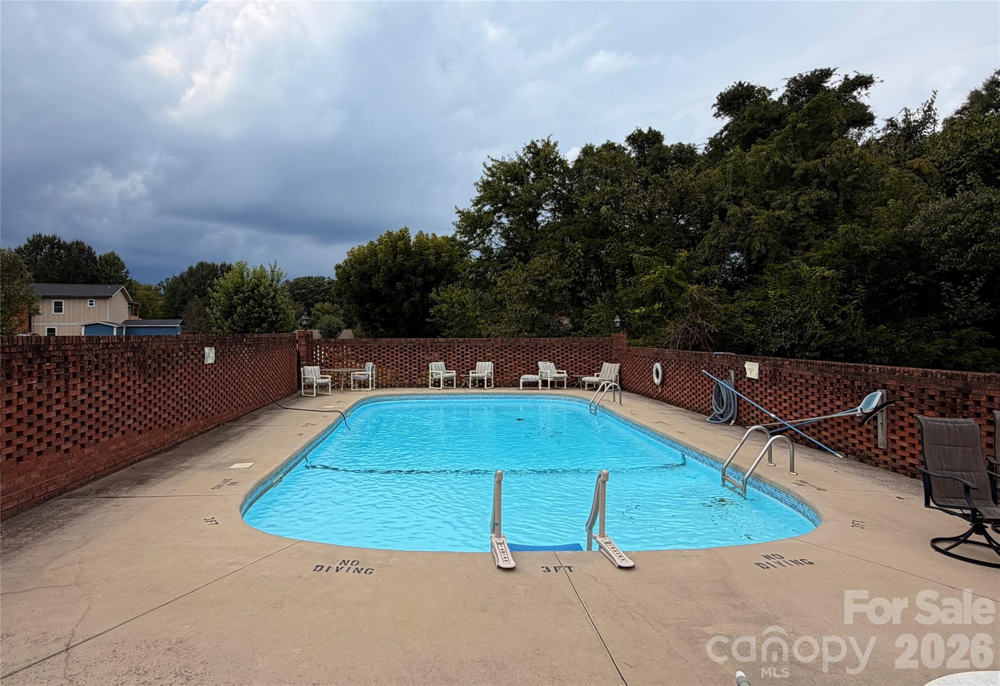 103 Crestlane Drive C Property Photo 25