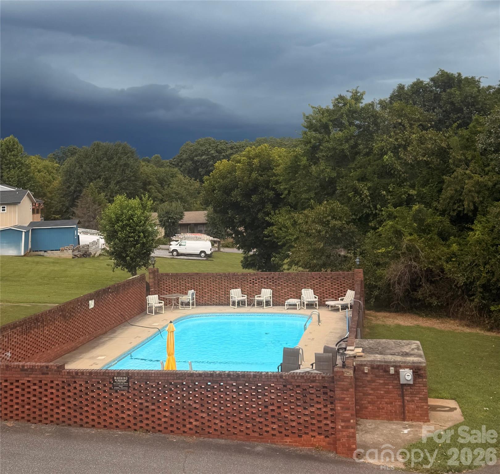 103 Crestlane Drive C Property Photo 26