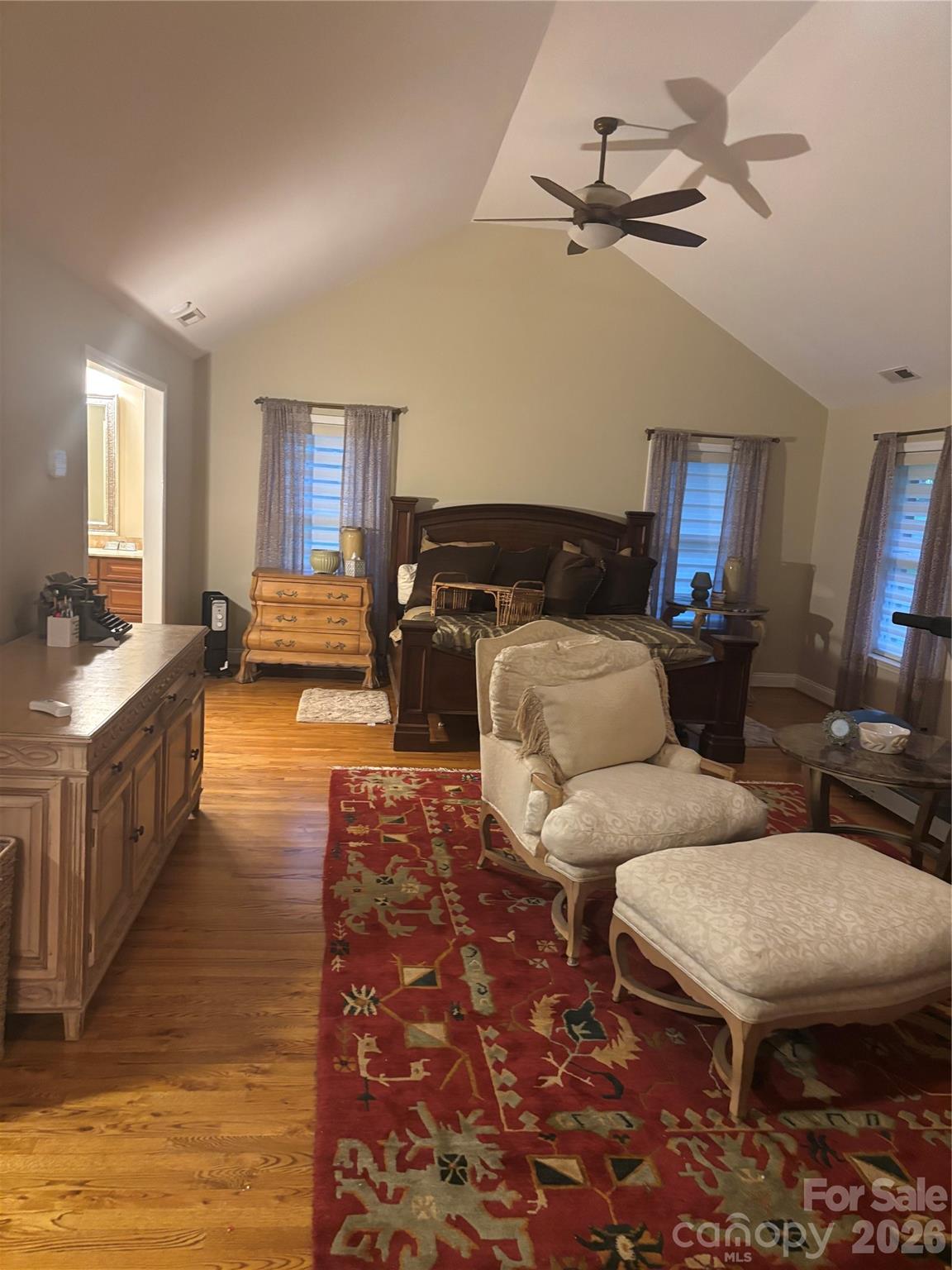 412 Brackenbury Lane Property Photo 4