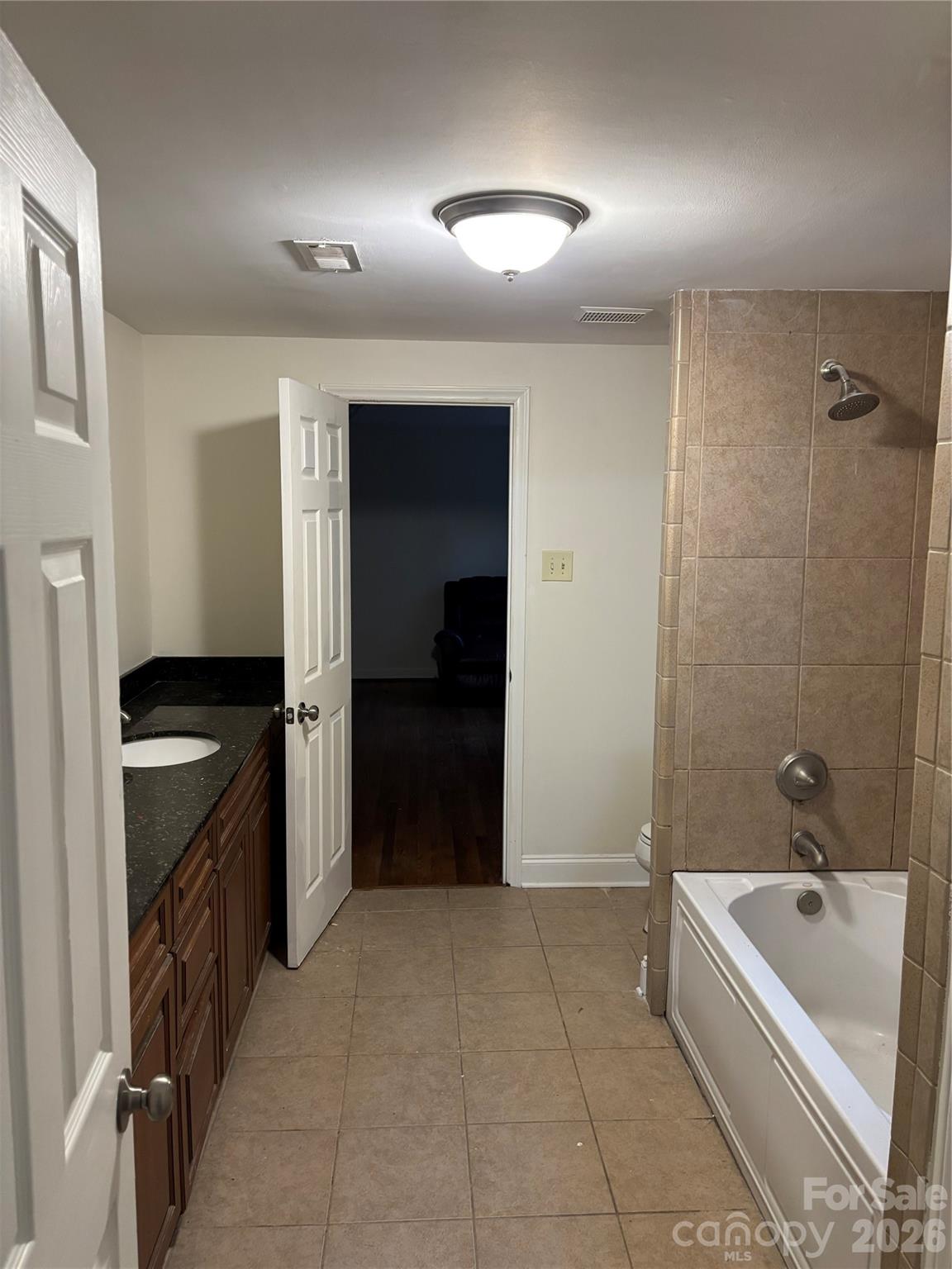 412 Brackenbury Lane Property Photo 16