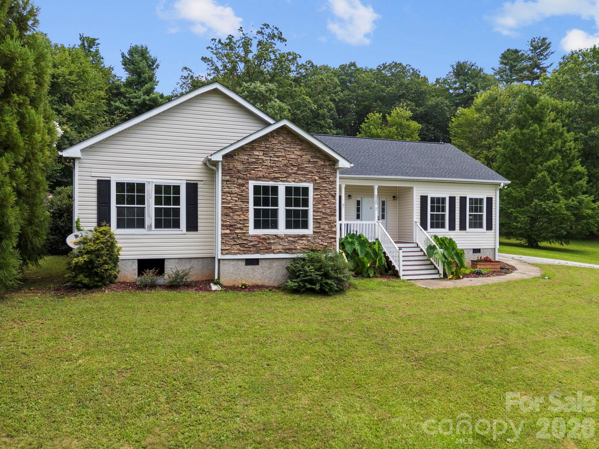 97 Meadowview Drive Property Photo 3