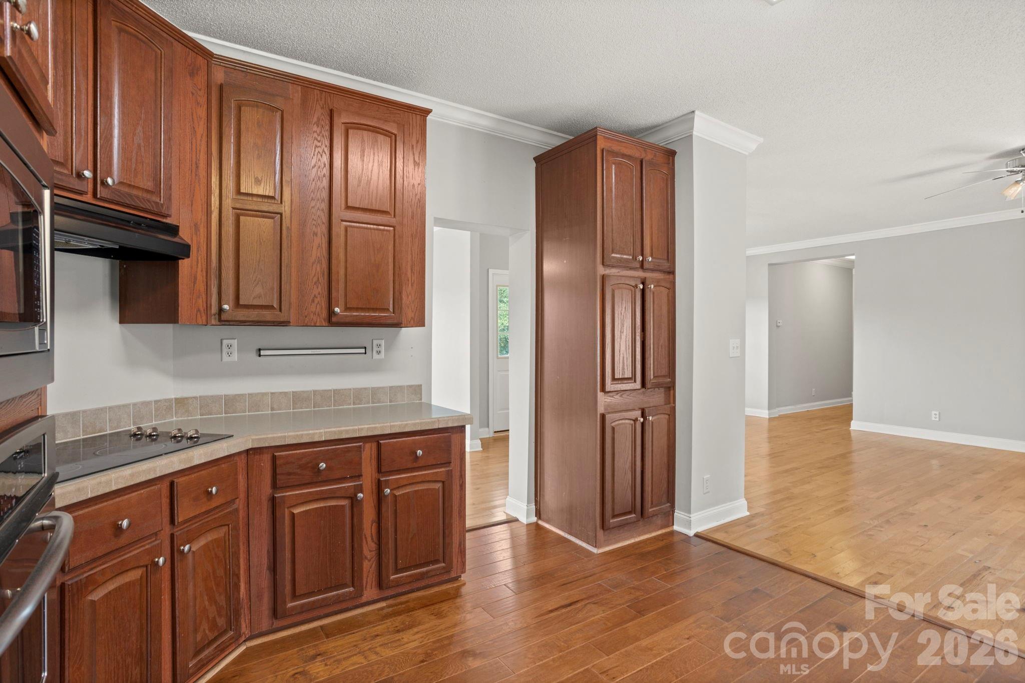 97 Meadowview Drive Property Photo 14