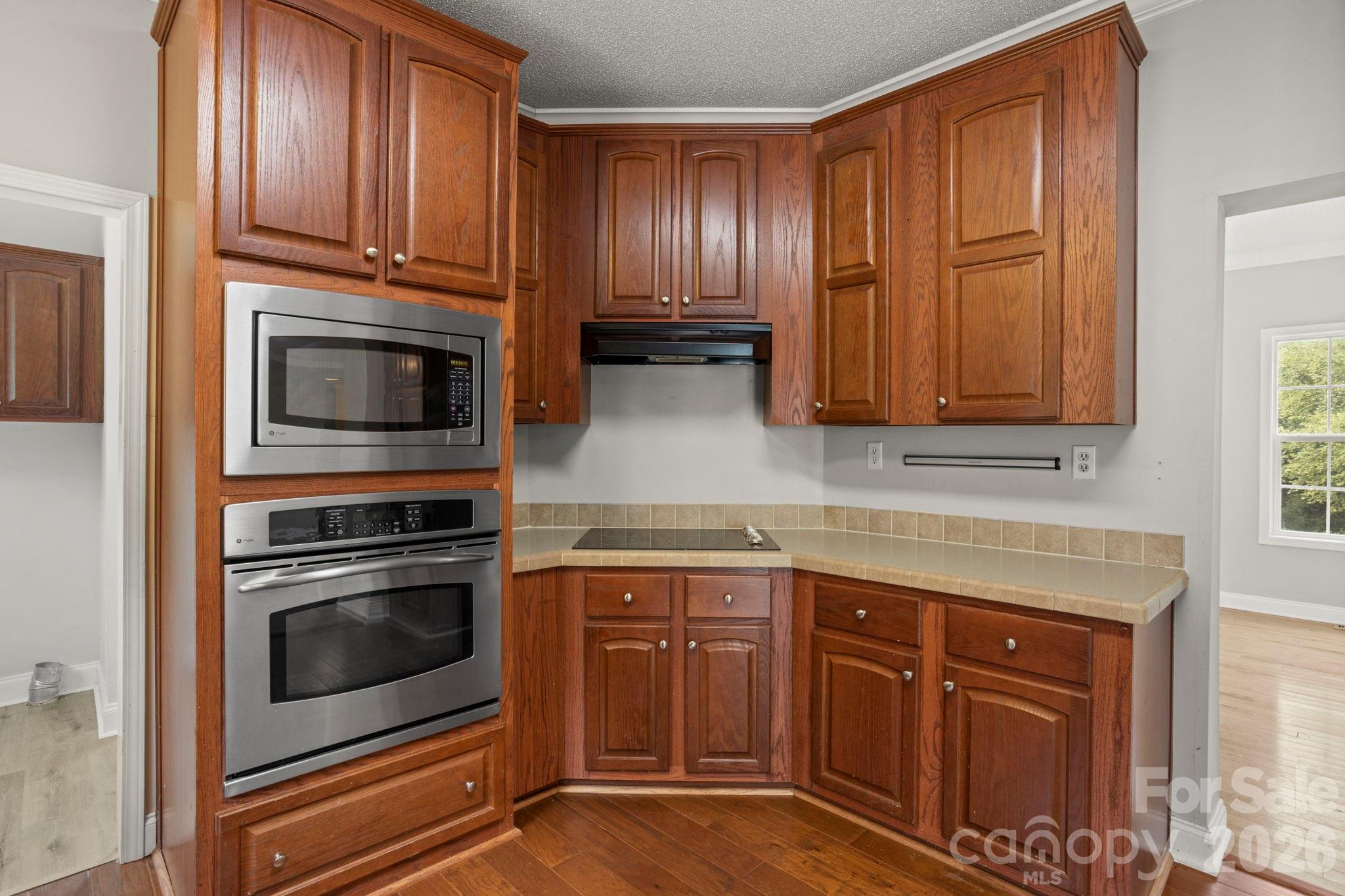 97 Meadowview Drive Property Photo 15