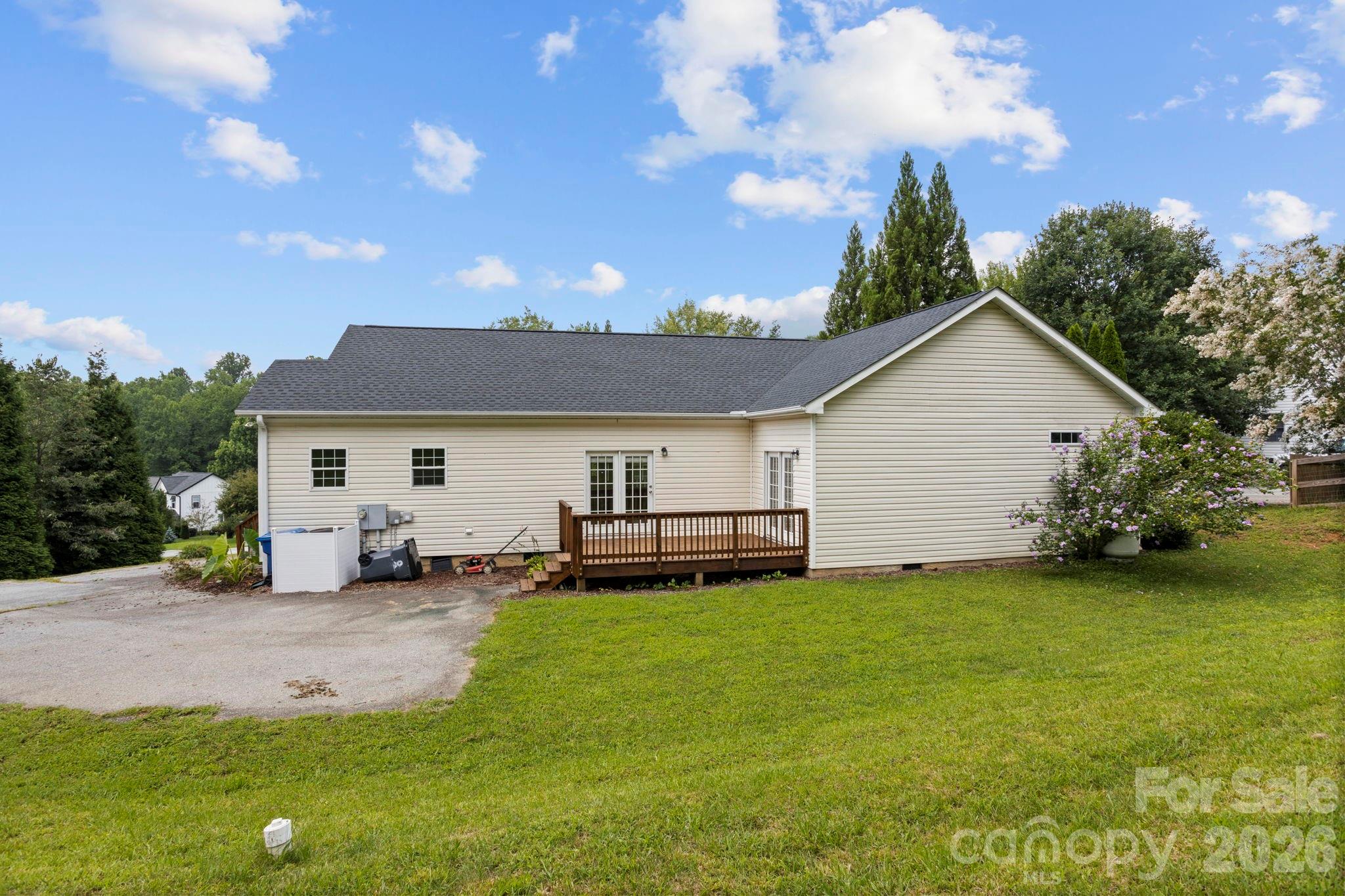 97 Meadowview Drive Property Photo 31