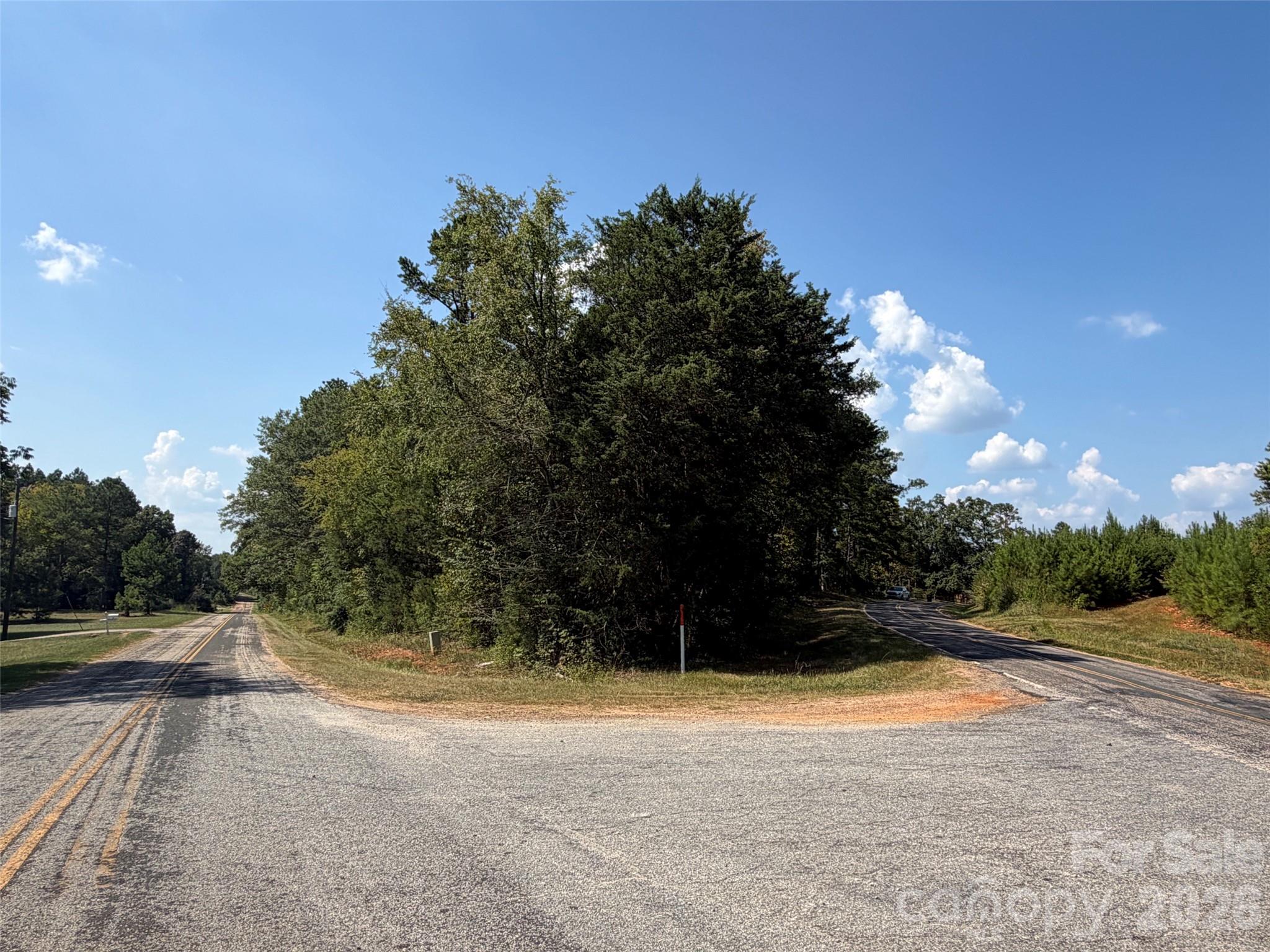2806 Quinn Road Property Photo 2