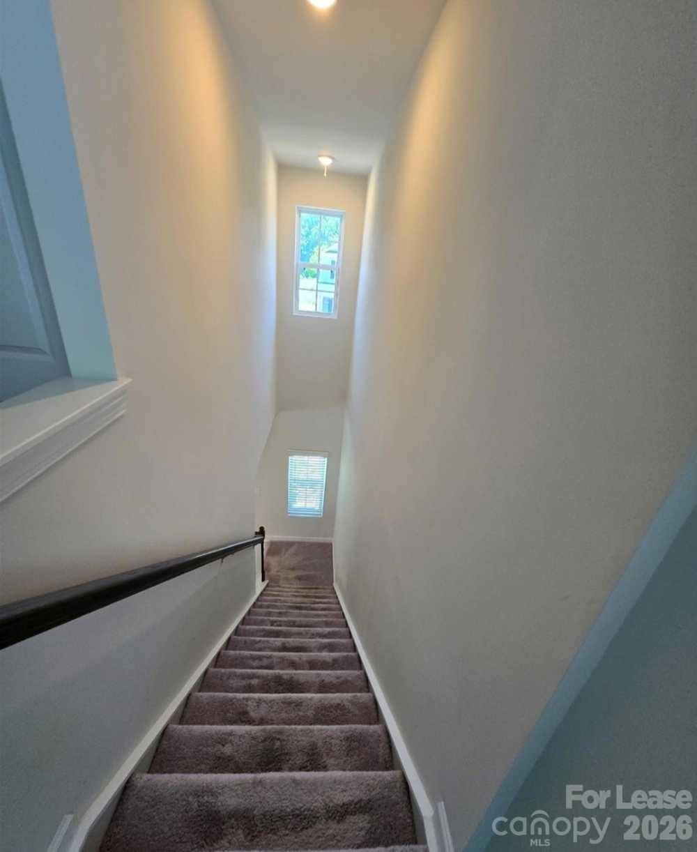 433 Cranford Drive Property Photo 7