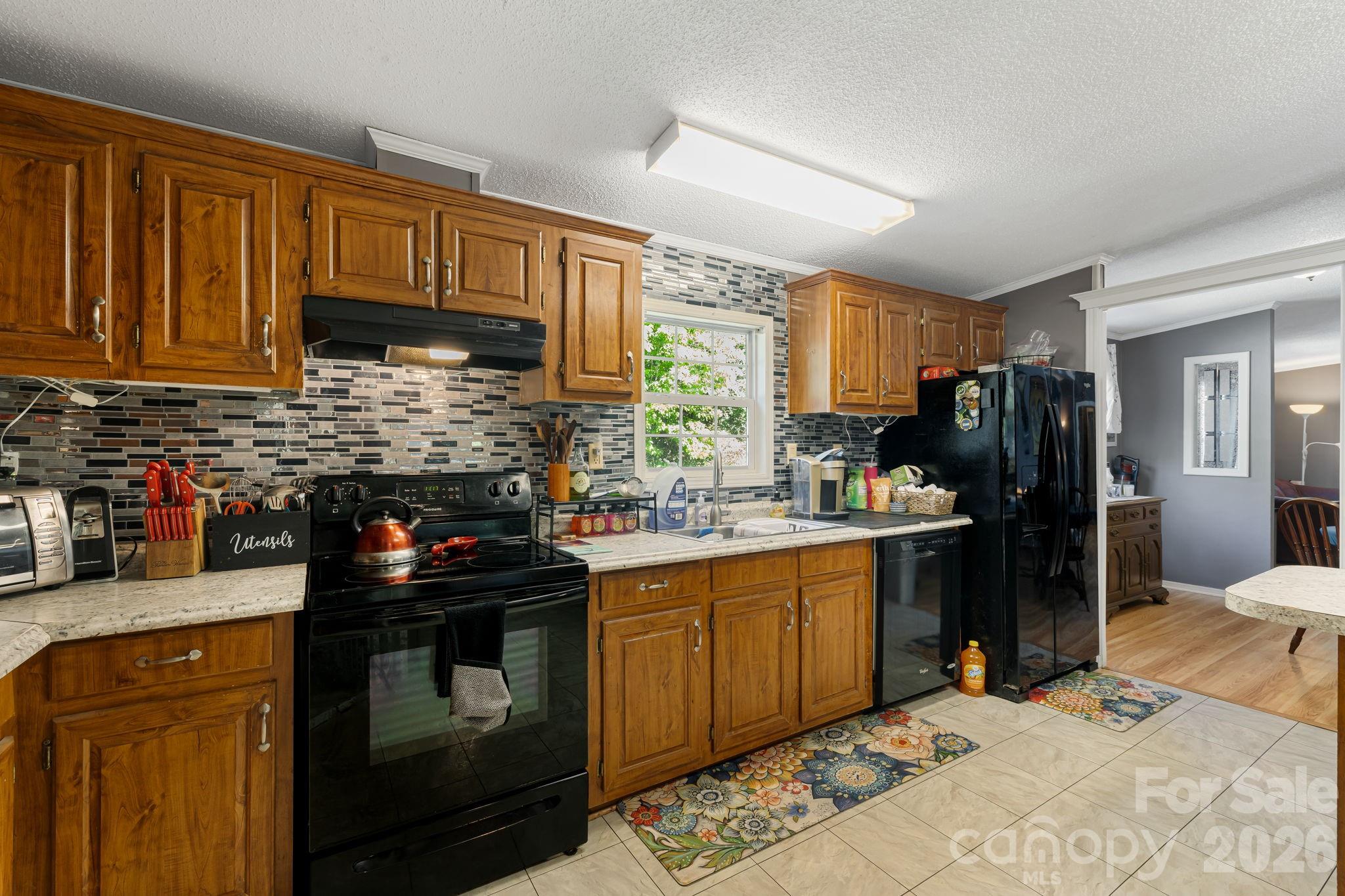 96 Fallswood Court Property Photo 17